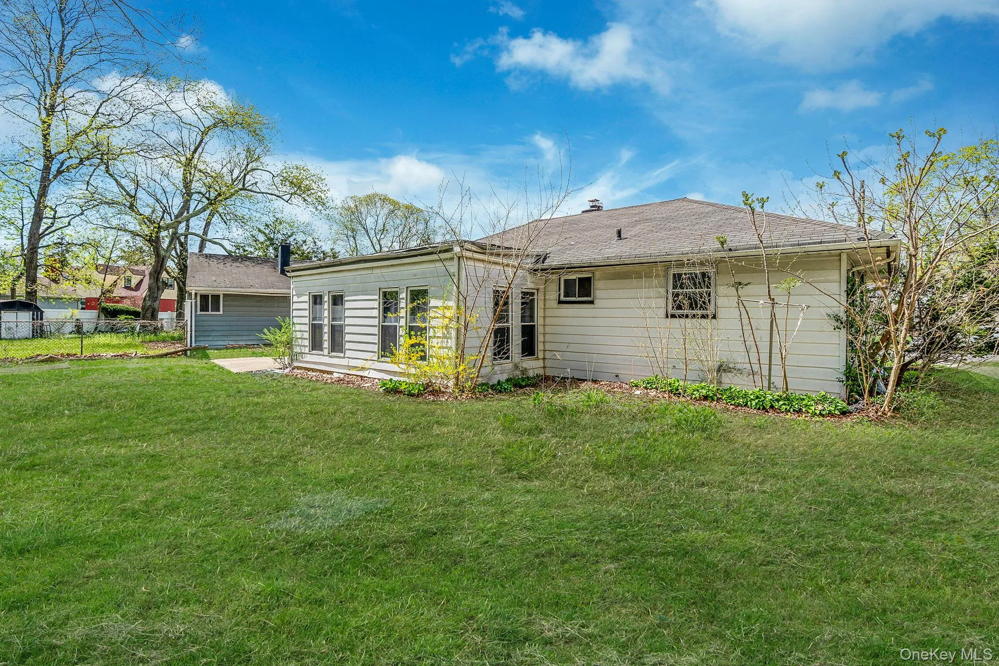 243 Coventry Road, Hempstead, NY, 3 Bedrooms Bedrooms, 6 Rooms Rooms,1 BathroomBathrooms,Residential,For Rent,Coventry,0,1054564 243 Coventry Road, Hempstead, NY, 3 Bedrooms Bedrooms, 6 Rooms Rooms,1 BathroomBathrooms,Residential,For Rent,Coventry,0,1054564