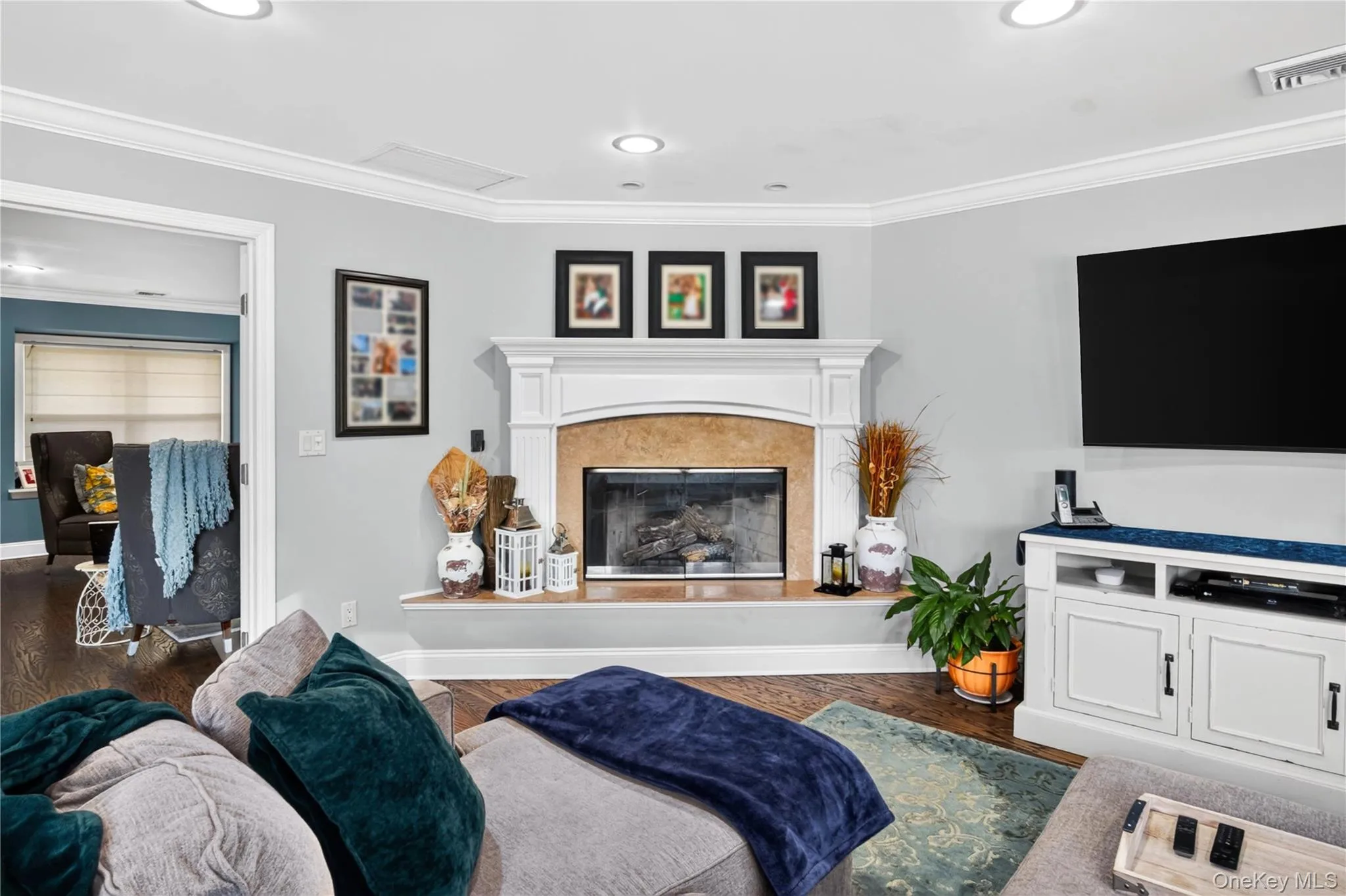 125 Pace Drive, Islip, NY, 5 Bedrooms Bedrooms, 12 Rooms Rooms,2 BathroomsBathrooms,Residential,For Rent,Pace,0,1054565 125 Pace Drive, Islip, NY, 5 Bedrooms Bedrooms, 12 Rooms Rooms,2 BathroomsBathrooms,Residential,For Rent,Pace,0,1054565
