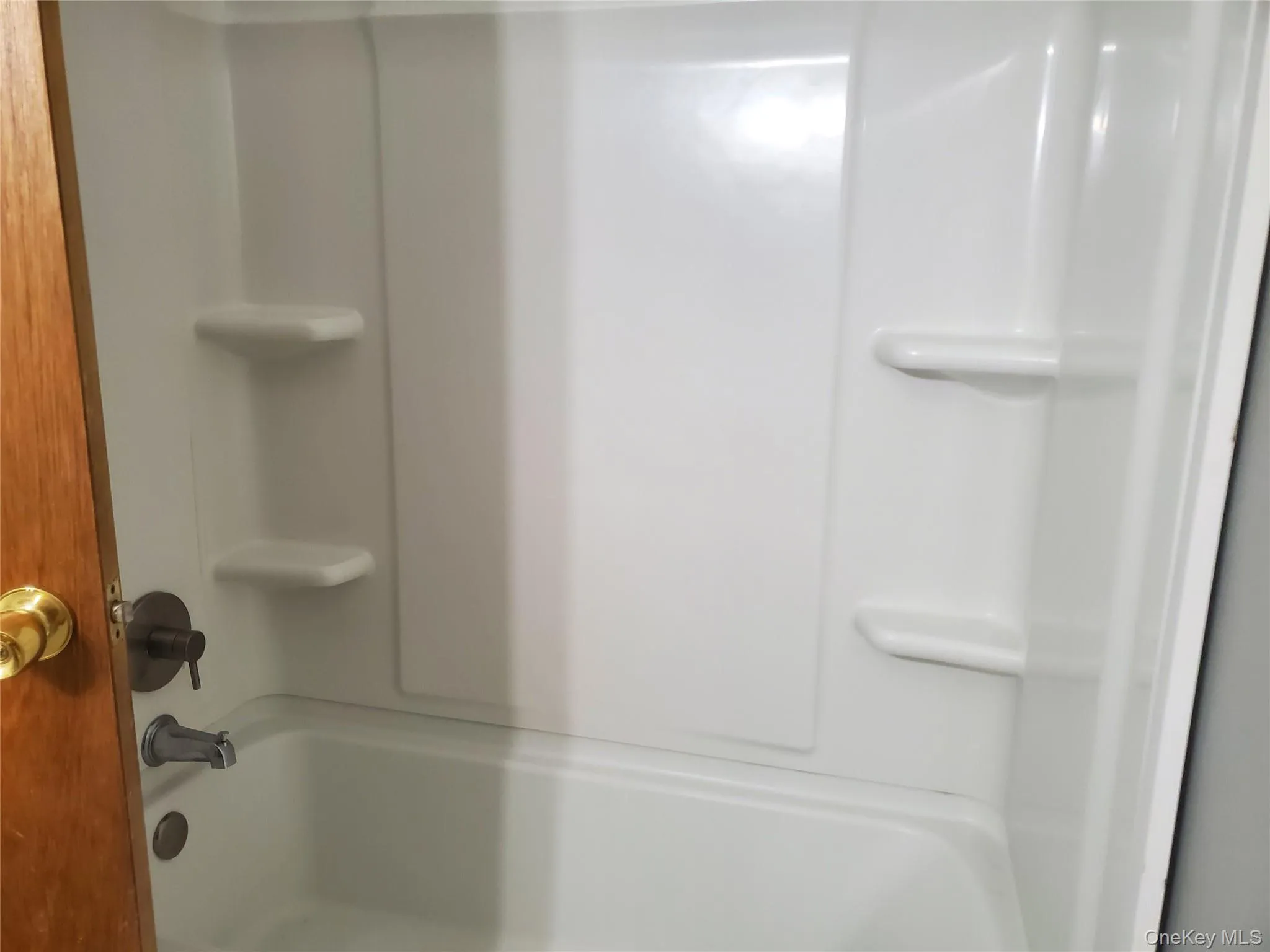 248 Concord Lane, Middletown, NY, 2 Bedrooms Bedrooms, 4 Rooms Rooms,2 BathroomsBathrooms,Residential Lease,For Rent,Concord,0,1054572 248 Concord Lane, Middletown, NY, 2 Bedrooms Bedrooms, 4 Rooms Rooms,2 BathroomsBathrooms,Residential Lease,For Rent,Concord,0,1054572