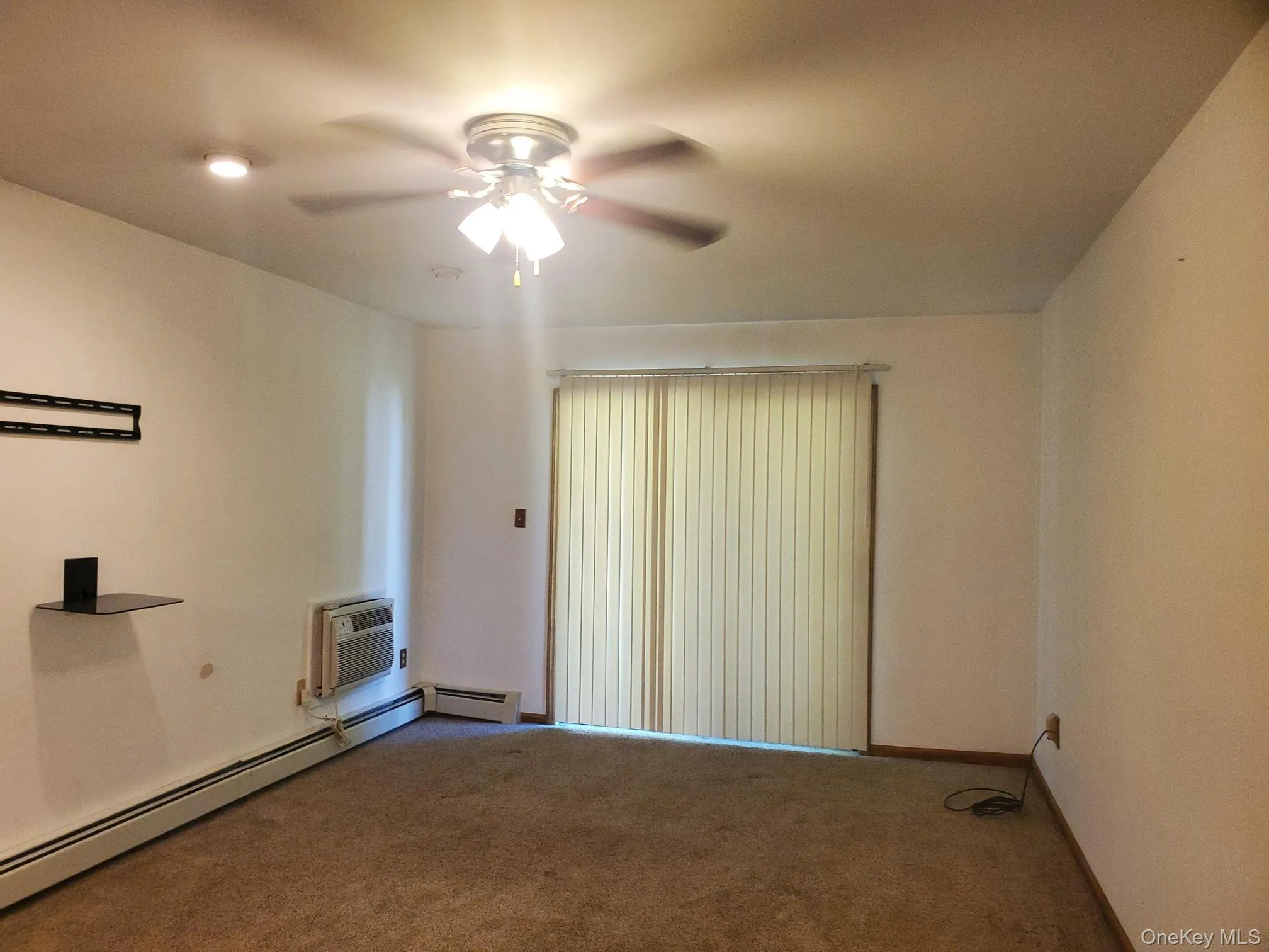 248 Concord Lane, Middletown, NY, 2 Bedrooms Bedrooms, 4 Rooms Rooms,2 BathroomsBathrooms,Residential Lease,For Rent,Concord,0,1054572 248 Concord Lane, Middletown, NY, 2 Bedrooms Bedrooms, 4 Rooms Rooms,2 BathroomsBathrooms,Residential Lease,For Rent,Concord,0,1054572