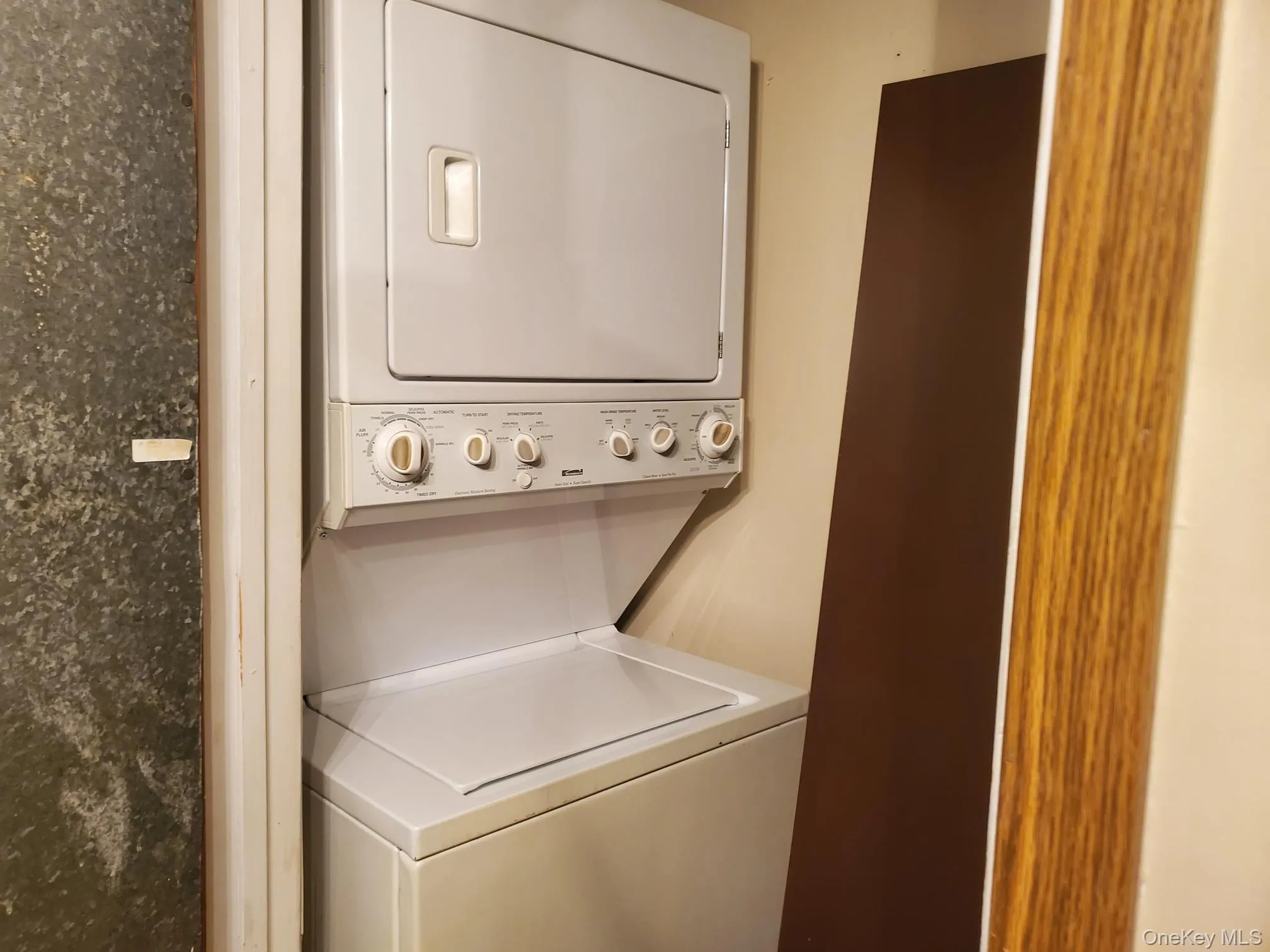 248 Concord Lane, Middletown, NY, 2 Bedrooms Bedrooms, 4 Rooms Rooms,2 BathroomsBathrooms,Residential Lease,For Rent,Concord,0,1054572 248 Concord Lane, Middletown, NY, 2 Bedrooms Bedrooms, 4 Rooms Rooms,2 BathroomsBathrooms,Residential Lease,For Rent,Concord,0,1054572
