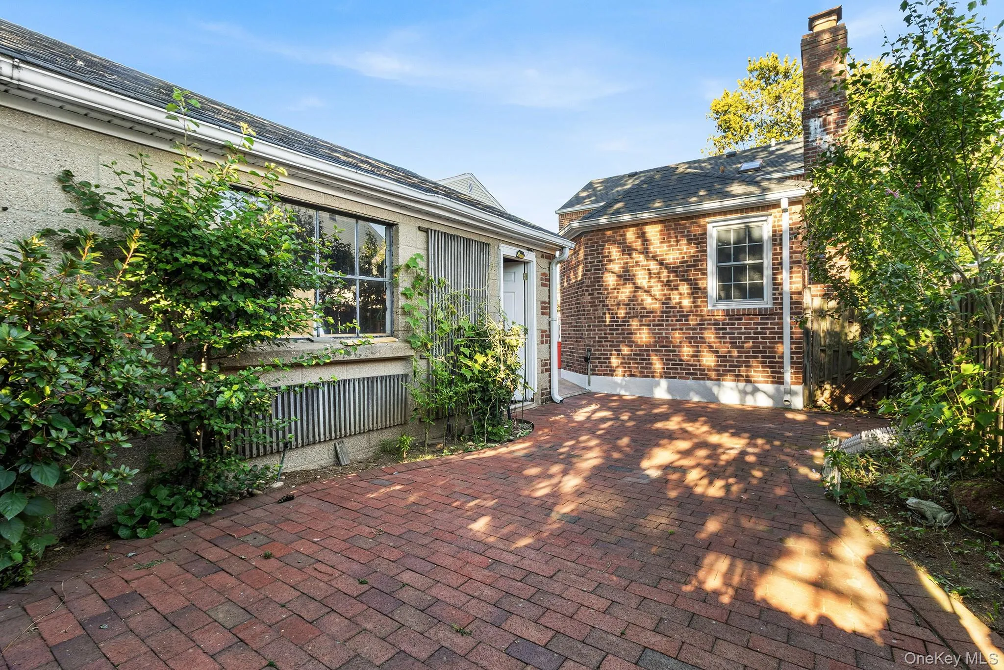 305 White Road, North Hempstead, NY, 3 Bedrooms Bedrooms, 6 Rooms Rooms,2 BathroomsBathrooms,Residential,For Rent,White,0,1054573 305 White Road, North Hempstead, NY, 3 Bedrooms Bedrooms, 6 Rooms Rooms,2 BathroomsBathrooms,Residential,For Rent,White,0,1054573