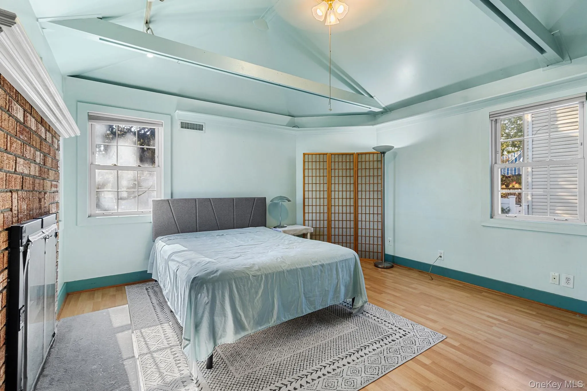 305 White Road, North Hempstead, NY, 3 Bedrooms Bedrooms, 6 Rooms Rooms,2 BathroomsBathrooms,Residential,For Rent,White,0,1054573 305 White Road, North Hempstead, NY, 3 Bedrooms Bedrooms, 6 Rooms Rooms,2 BathroomsBathrooms,Residential,For Rent,White,0,1054573