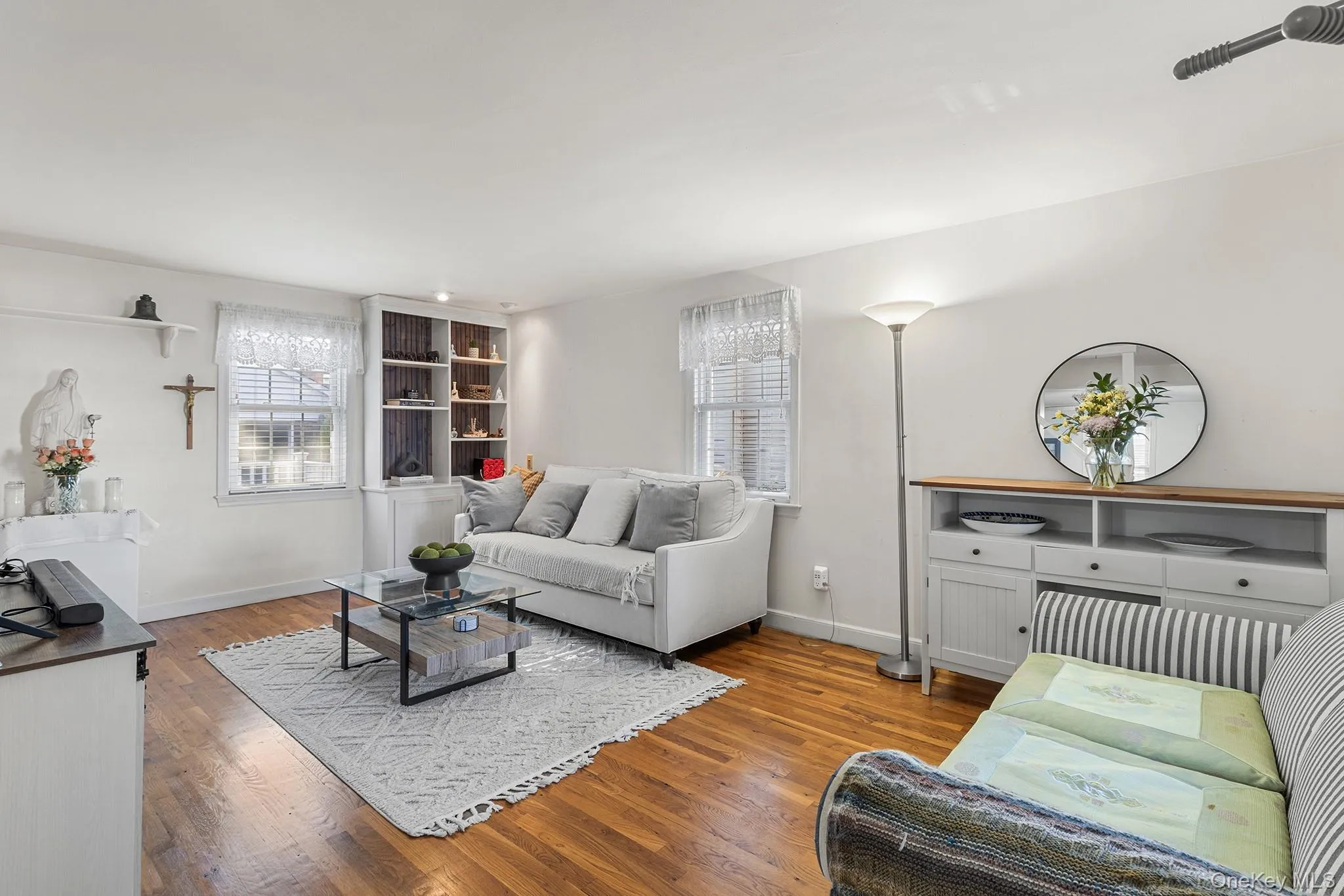 305 White Road, North Hempstead, NY, 3 Bedrooms Bedrooms, 6 Rooms Rooms,2 BathroomsBathrooms,Residential,For Rent,White,0,1054573 305 White Road, North Hempstead, NY, 3 Bedrooms Bedrooms, 6 Rooms Rooms,2 BathroomsBathrooms,Residential,For Rent,White,0,1054573
