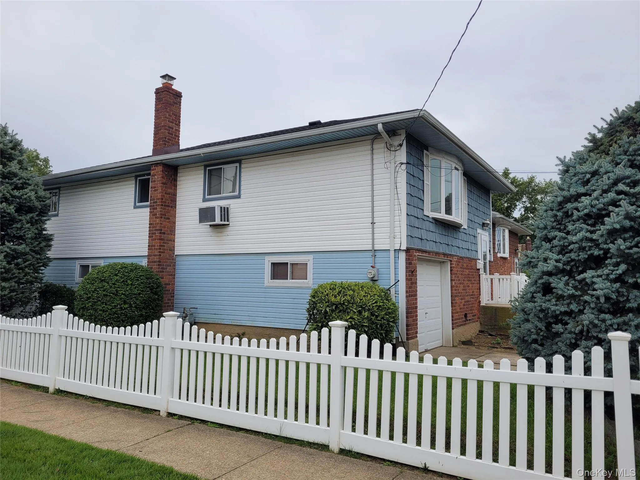 110 Crest Avenue, Hempstead, NY, 4 Bedrooms Bedrooms, 9 Rooms Rooms,2 BathroomsBathrooms,Residential,For Rent,Crest,0,1054574 110 Crest Avenue, Hempstead, NY, 4 Bedrooms Bedrooms, 9 Rooms Rooms,2 BathroomsBathrooms,Residential,For Rent,Crest,0,1054574