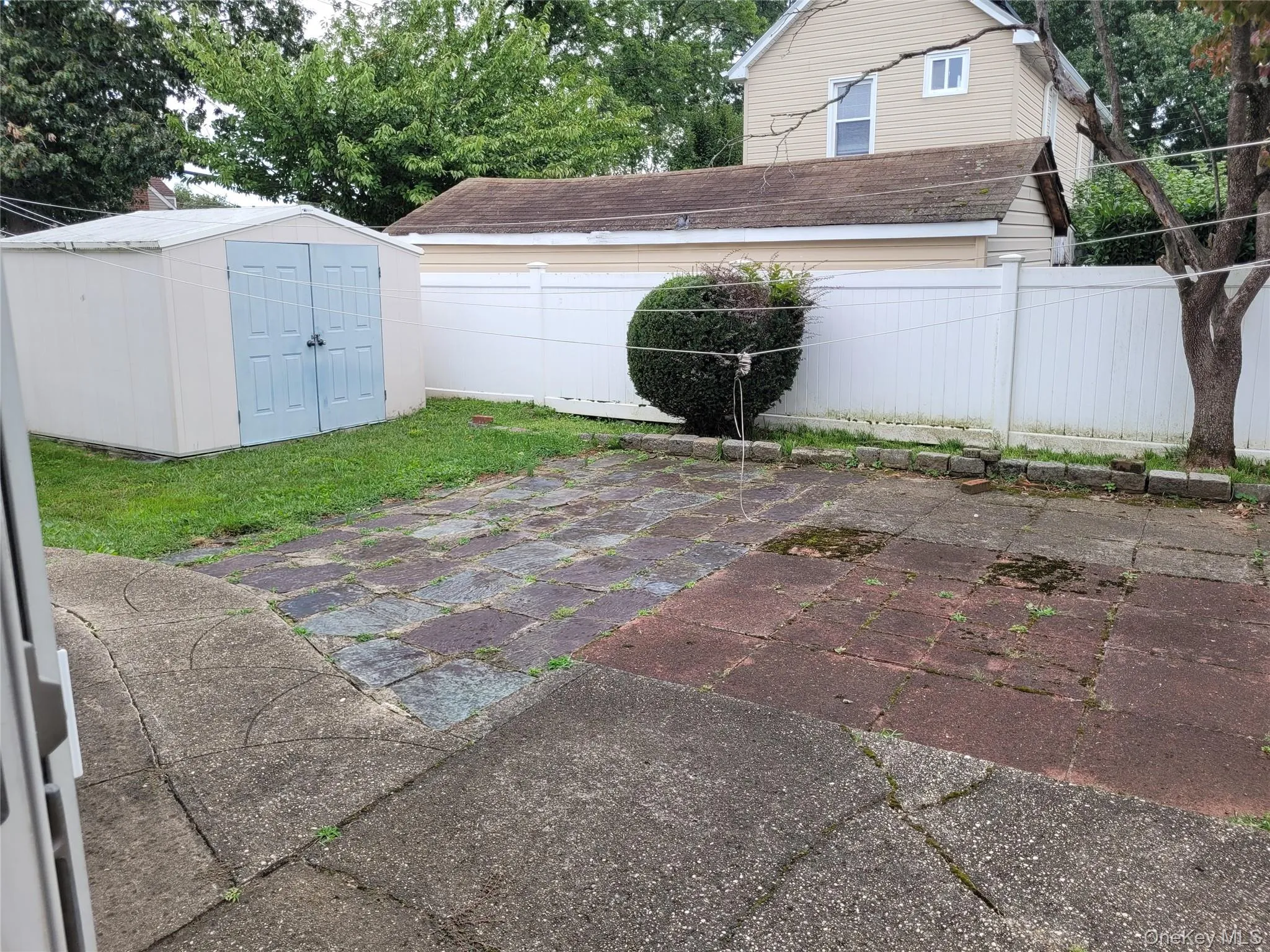 110 Crest Avenue, Hempstead, NY, 4 Bedrooms Bedrooms, 9 Rooms Rooms,2 BathroomsBathrooms,Residential,For Rent,Crest,0,1054574 110 Crest Avenue, Hempstead, NY, 4 Bedrooms Bedrooms, 9 Rooms Rooms,2 BathroomsBathrooms,Residential,For Rent,Crest,0,1054574