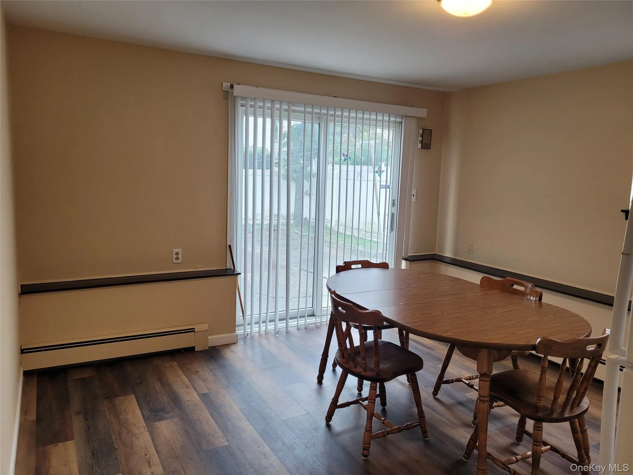 110 Crest Avenue, Hempstead, NY, 4 Bedrooms Bedrooms, 9 Rooms Rooms,2 BathroomsBathrooms,Residential,For Rent,Crest,0,1054574 110 Crest Avenue, Hempstead, NY, 4 Bedrooms Bedrooms, 9 Rooms Rooms,2 BathroomsBathrooms,Residential,For Rent,Crest,0,1054574