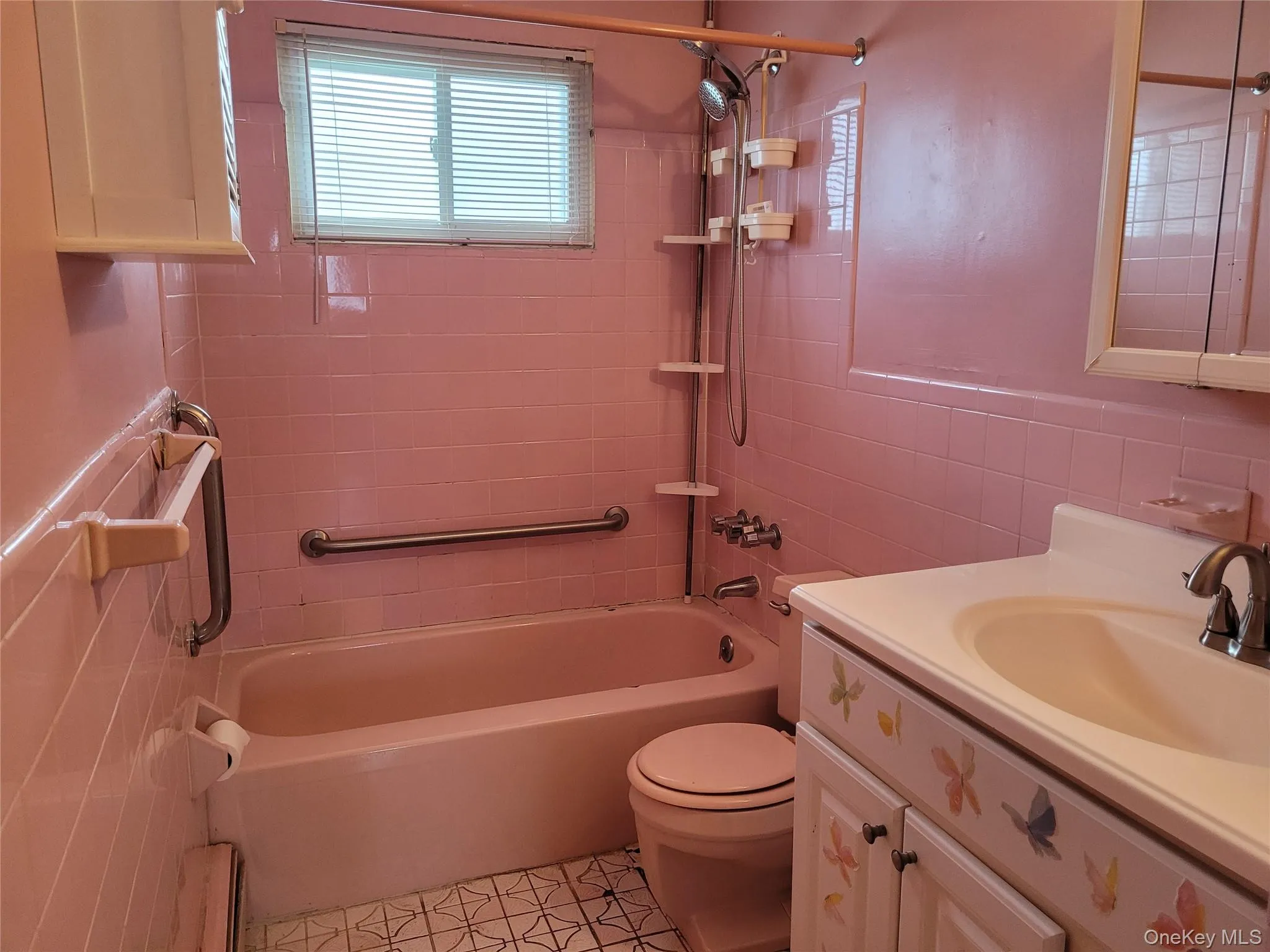 110 Crest Avenue, Hempstead, NY, 4 Bedrooms Bedrooms, 9 Rooms Rooms,2 BathroomsBathrooms,Residential,For Rent,Crest,0,1054574 110 Crest Avenue, Hempstead, NY, 4 Bedrooms Bedrooms, 9 Rooms Rooms,2 BathroomsBathrooms,Residential,For Rent,Crest,0,1054574