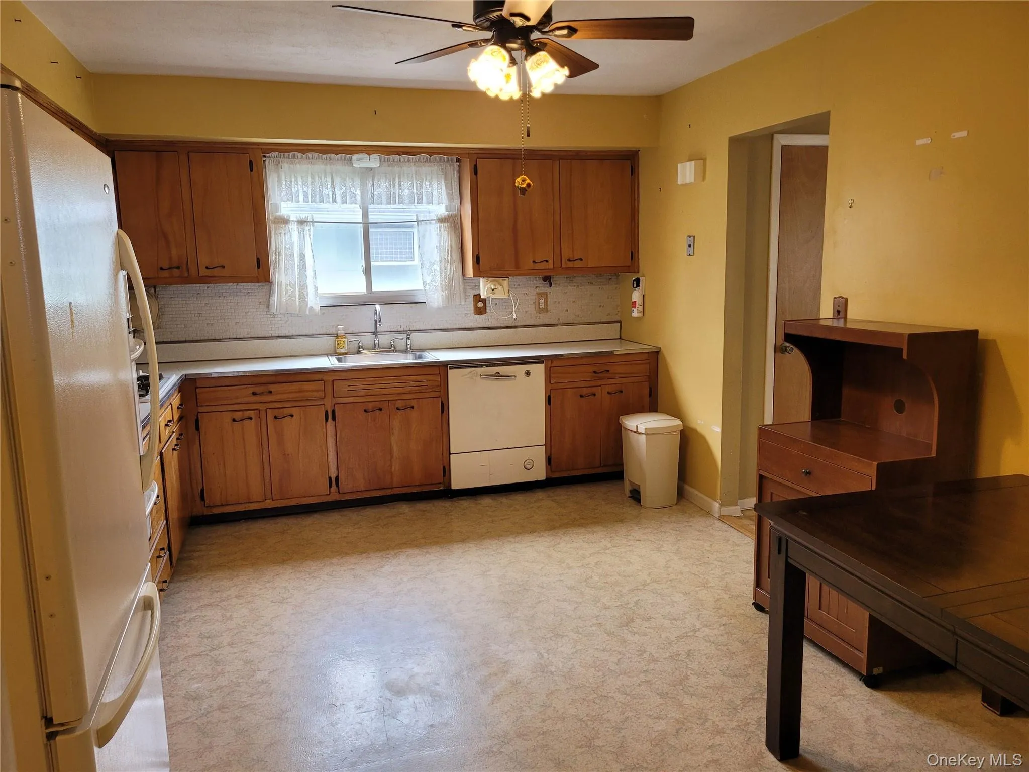110 Crest Avenue, Hempstead, NY, 4 Bedrooms Bedrooms, 9 Rooms Rooms,2 BathroomsBathrooms,Residential,For Rent,Crest,0,1054574 110 Crest Avenue, Hempstead, NY, 4 Bedrooms Bedrooms, 9 Rooms Rooms,2 BathroomsBathrooms,Residential,For Rent,Crest,0,1054574