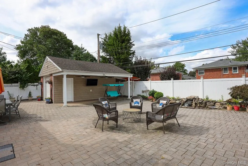21 Kathleen Drive, Oyster Bay, NY, 4 Bedrooms Bedrooms, 8 Rooms Rooms,3 BathroomsBathrooms,Residential,For Rent,Kathleen,0,1054579 21 Kathleen Drive, Oyster Bay, NY, 4 Bedrooms Bedrooms, 8 Rooms Rooms,3 BathroomsBathrooms,Residential,For Rent,Kathleen,0,1054579