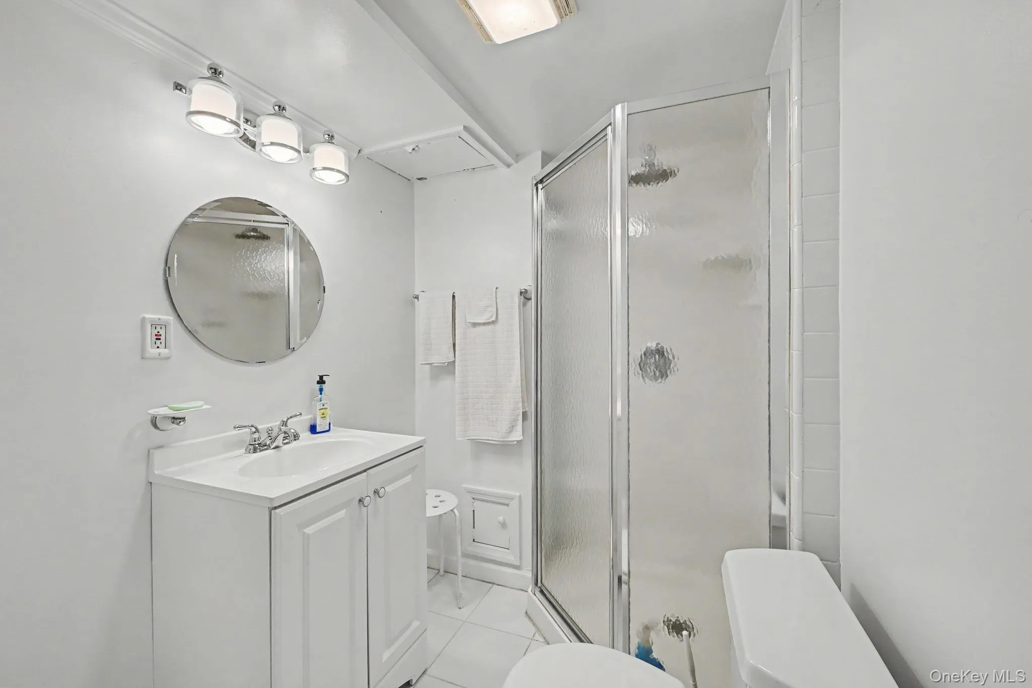 72 Hartsdale Avenue, Greenburgh, NY, 3 Bedrooms Bedrooms, 6 Rooms Rooms,2 BathroomsBathrooms,Residential,For Rent,Hartsdale,0,1054580 72 Hartsdale Avenue, Greenburgh, NY, 3 Bedrooms Bedrooms, 6 Rooms Rooms,2 BathroomsBathrooms,Residential,For Rent,Hartsdale,0,1054580