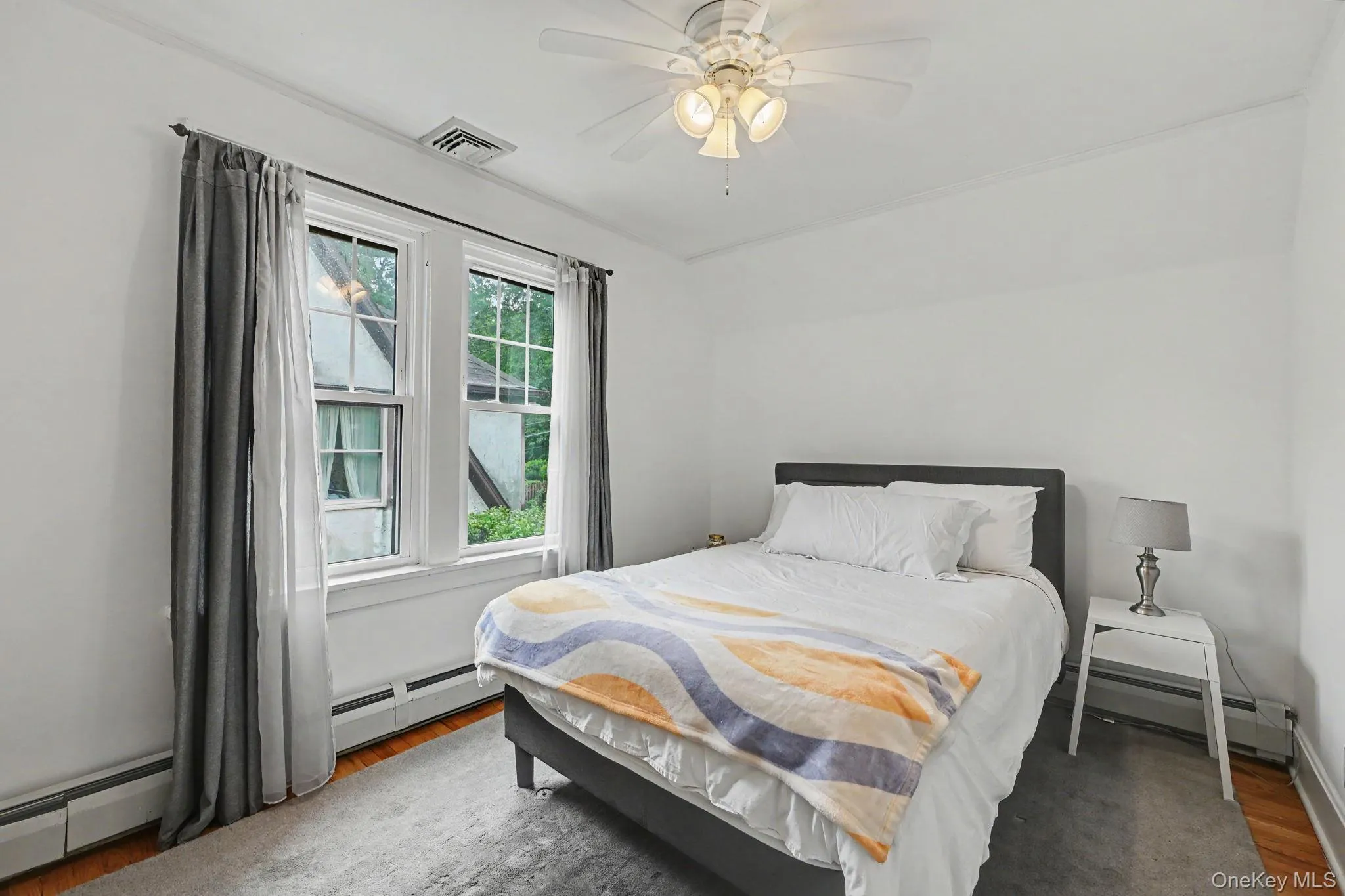 72 Hartsdale Avenue, Greenburgh, NY, 3 Bedrooms Bedrooms, 6 Rooms Rooms,2 BathroomsBathrooms,Residential,For Rent,Hartsdale,0,1054580 72 Hartsdale Avenue, Greenburgh, NY, 3 Bedrooms Bedrooms, 6 Rooms Rooms,2 BathroomsBathrooms,Residential,For Rent,Hartsdale,0,1054580