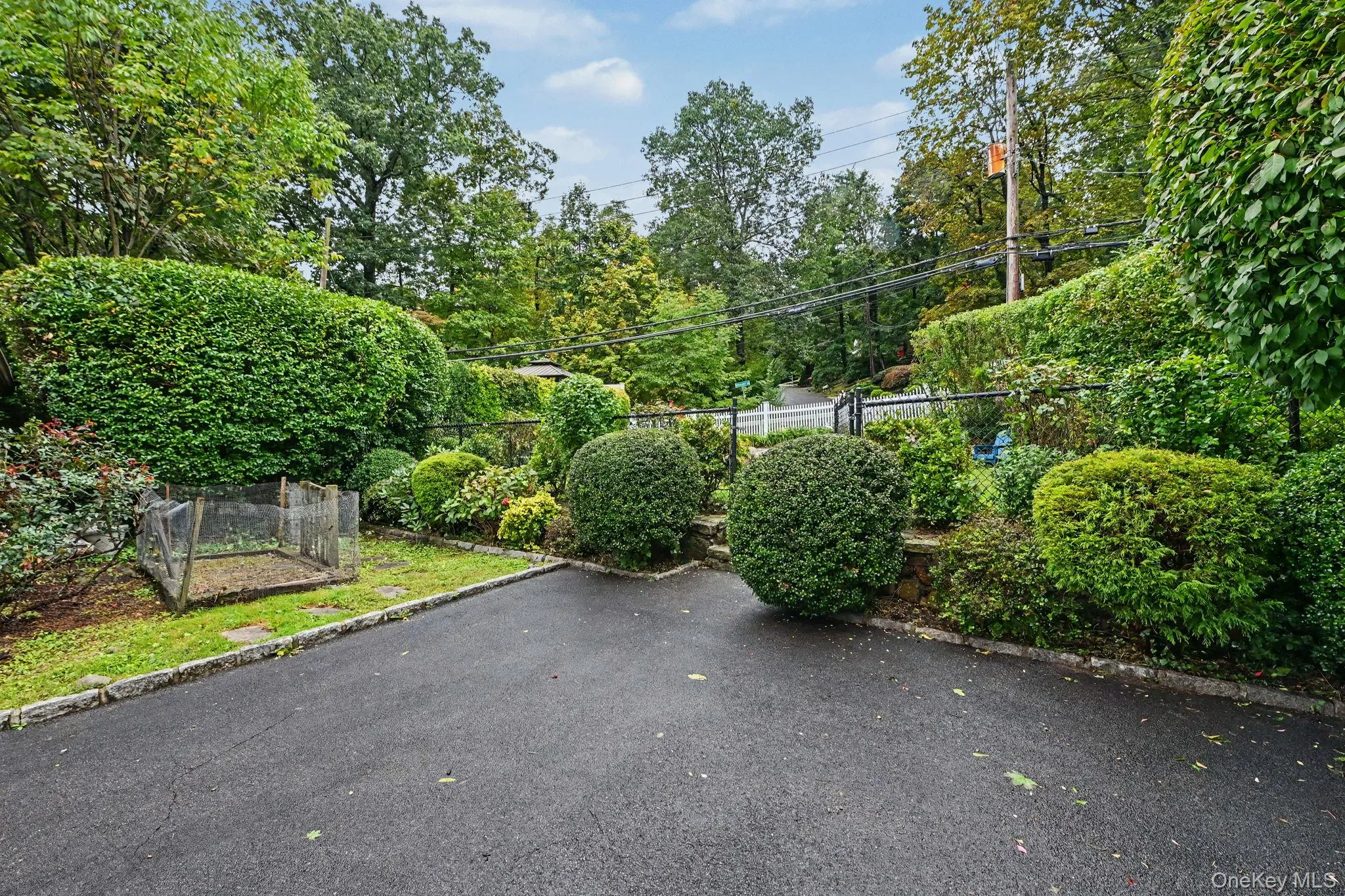 72 Hartsdale Avenue, Greenburgh, NY, 3 Bedrooms Bedrooms, 6 Rooms Rooms,2 BathroomsBathrooms,Residential,For Rent,Hartsdale,0,1054580 72 Hartsdale Avenue, Greenburgh, NY, 3 Bedrooms Bedrooms, 6 Rooms Rooms,2 BathroomsBathrooms,Residential,For Rent,Hartsdale,0,1054580