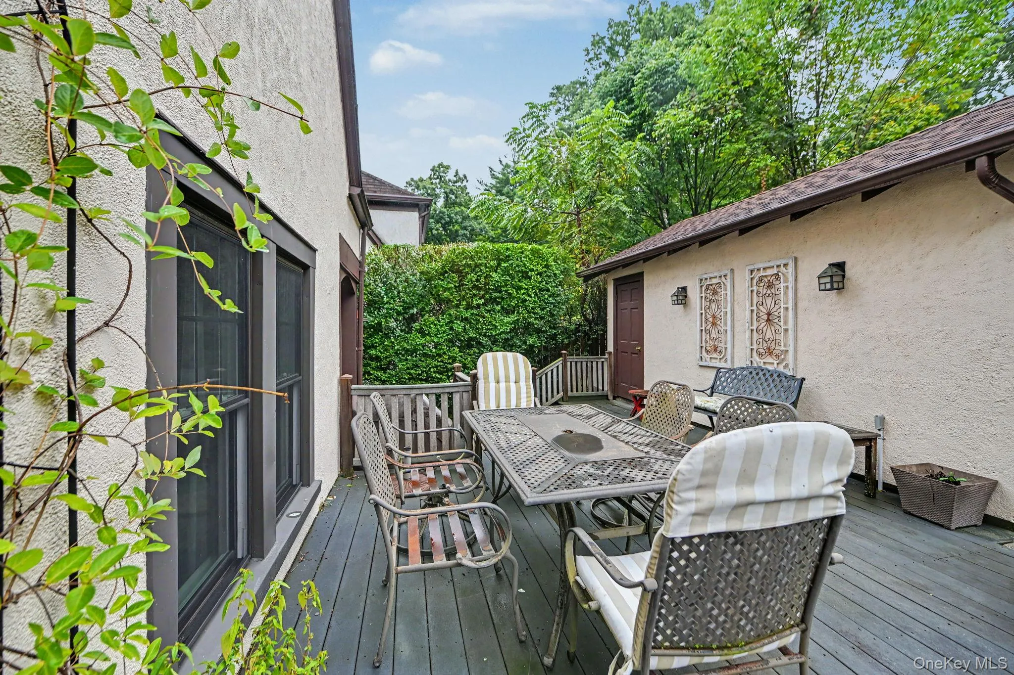 72 Hartsdale Avenue, Greenburgh, NY, 3 Bedrooms Bedrooms, 6 Rooms Rooms,2 BathroomsBathrooms,Residential,For Rent,Hartsdale,0,1054580 72 Hartsdale Avenue, Greenburgh, NY, 3 Bedrooms Bedrooms, 6 Rooms Rooms,2 BathroomsBathrooms,Residential,For Rent,Hartsdale,0,1054580