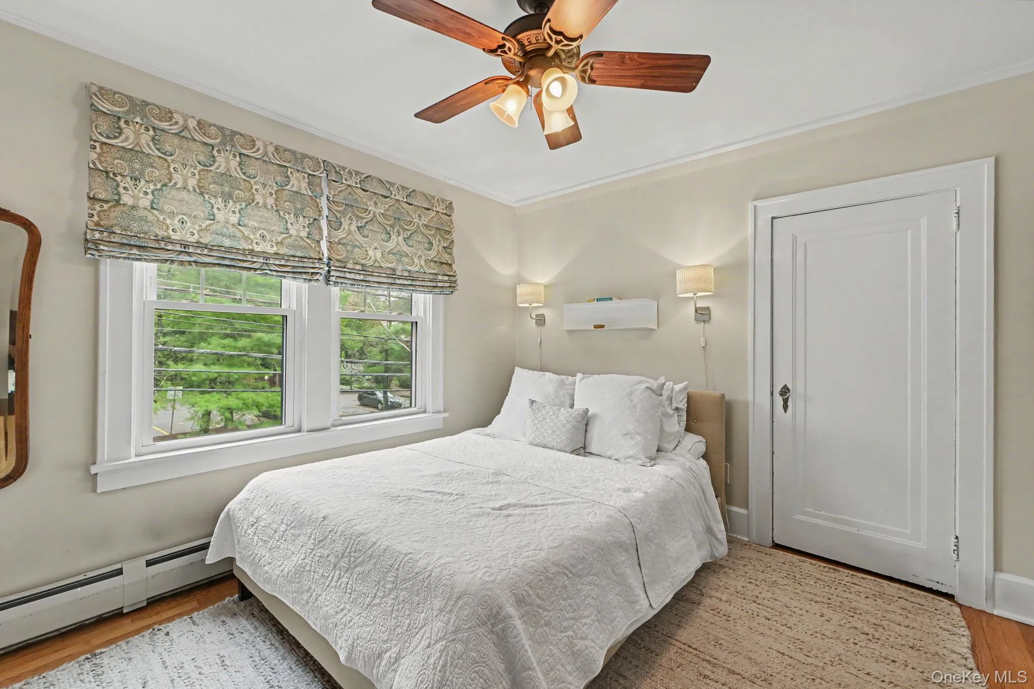 72 Hartsdale Avenue, Greenburgh, NY, 3 Bedrooms Bedrooms, 6 Rooms Rooms,2 BathroomsBathrooms,Residential,For Rent,Hartsdale,0,1054580 72 Hartsdale Avenue, Greenburgh, NY, 3 Bedrooms Bedrooms, 6 Rooms Rooms,2 BathroomsBathrooms,Residential,For Rent,Hartsdale,0,1054580