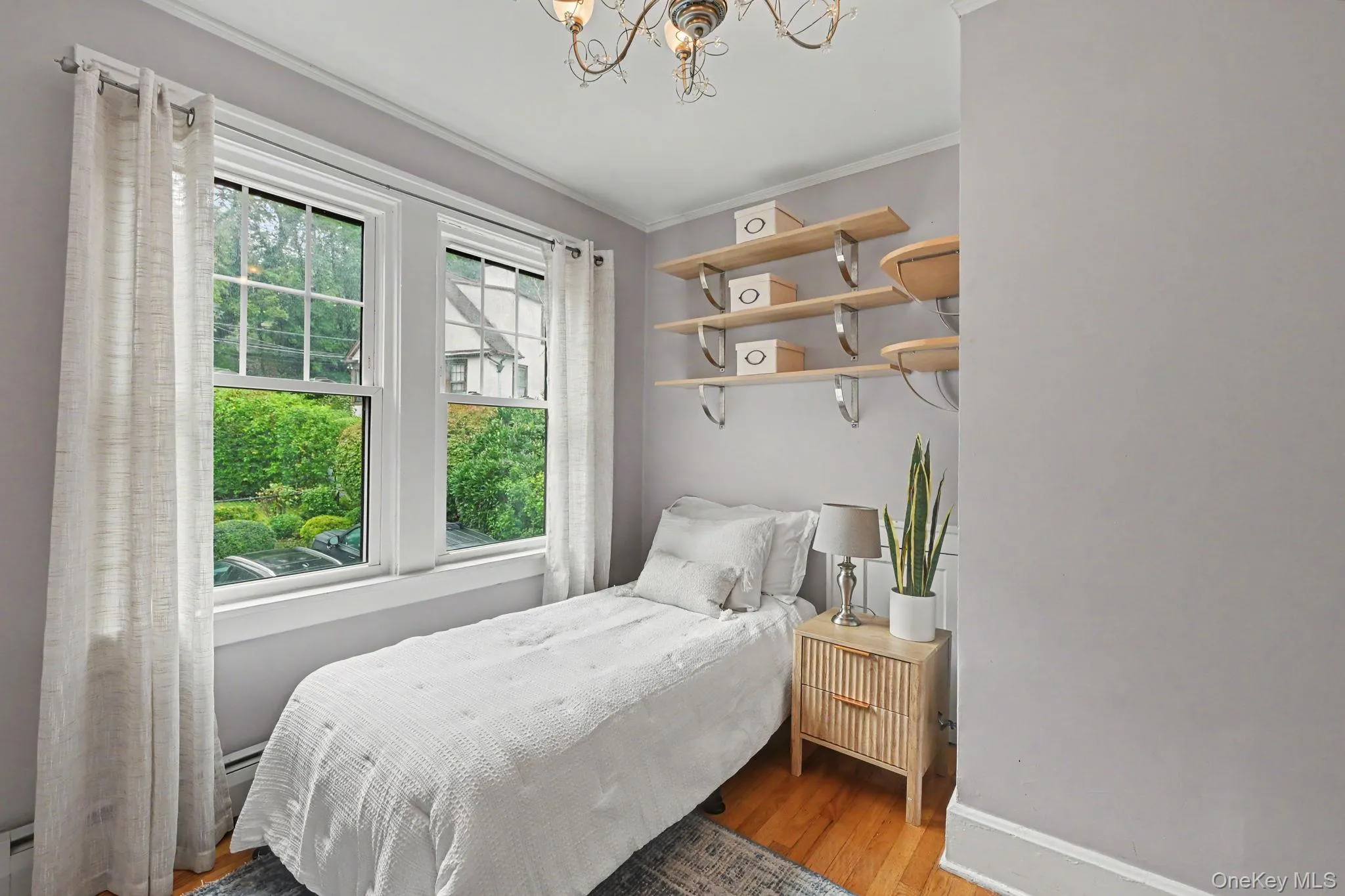 72 Hartsdale Avenue, Greenburgh, NY, 3 Bedrooms Bedrooms, 6 Rooms Rooms,2 BathroomsBathrooms,Residential,For Rent,Hartsdale,0,1054580 72 Hartsdale Avenue, Greenburgh, NY, 3 Bedrooms Bedrooms, 6 Rooms Rooms,2 BathroomsBathrooms,Residential,For Rent,Hartsdale,0,1054580