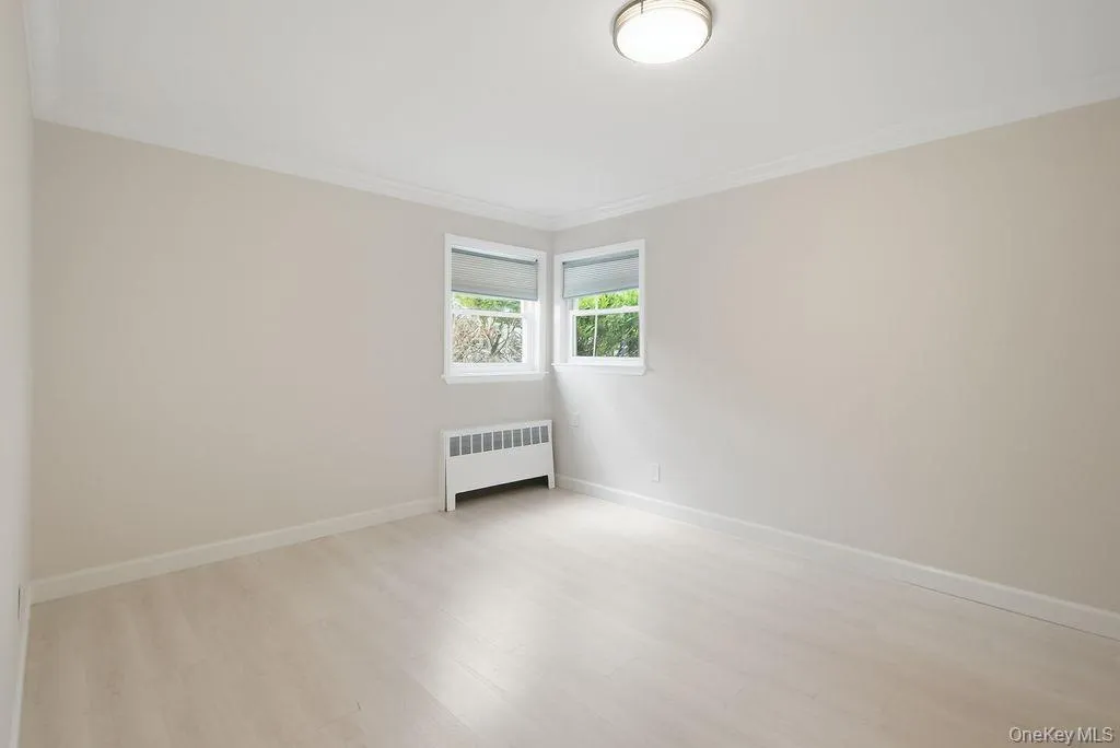 1072 Hicksville Road, Oyster Bay, NY, 3 Bedrooms Bedrooms, 4 Rooms Rooms,2 BathroomsBathrooms,Residential,For Rent,Hicksville,0,1054581 1072 Hicksville Road, Oyster Bay, NY, 3 Bedrooms Bedrooms, 4 Rooms Rooms,2 BathroomsBathrooms,Residential,For Rent,Hicksville,0,1054581