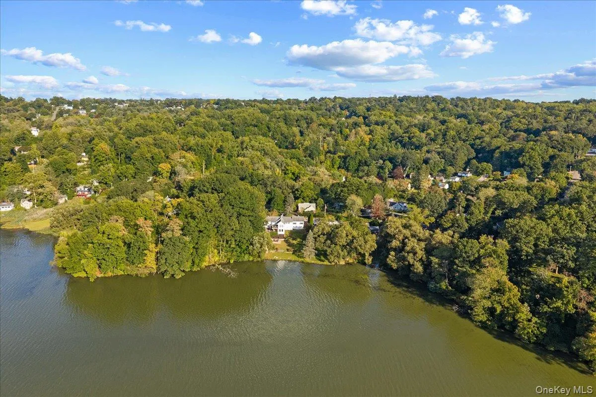 536 Lake Shore Drive, Patterson, NY, 3 Bedrooms Bedrooms, 6 Rooms Rooms,3 BathroomsBathrooms,Residential,For Rent,Lake Shore,0,1054588 536 Lake Shore Drive, Patterson, NY, 3 Bedrooms Bedrooms, 6 Rooms Rooms,3 BathroomsBathrooms,Residential,For Rent,Lake Shore,0,1054588