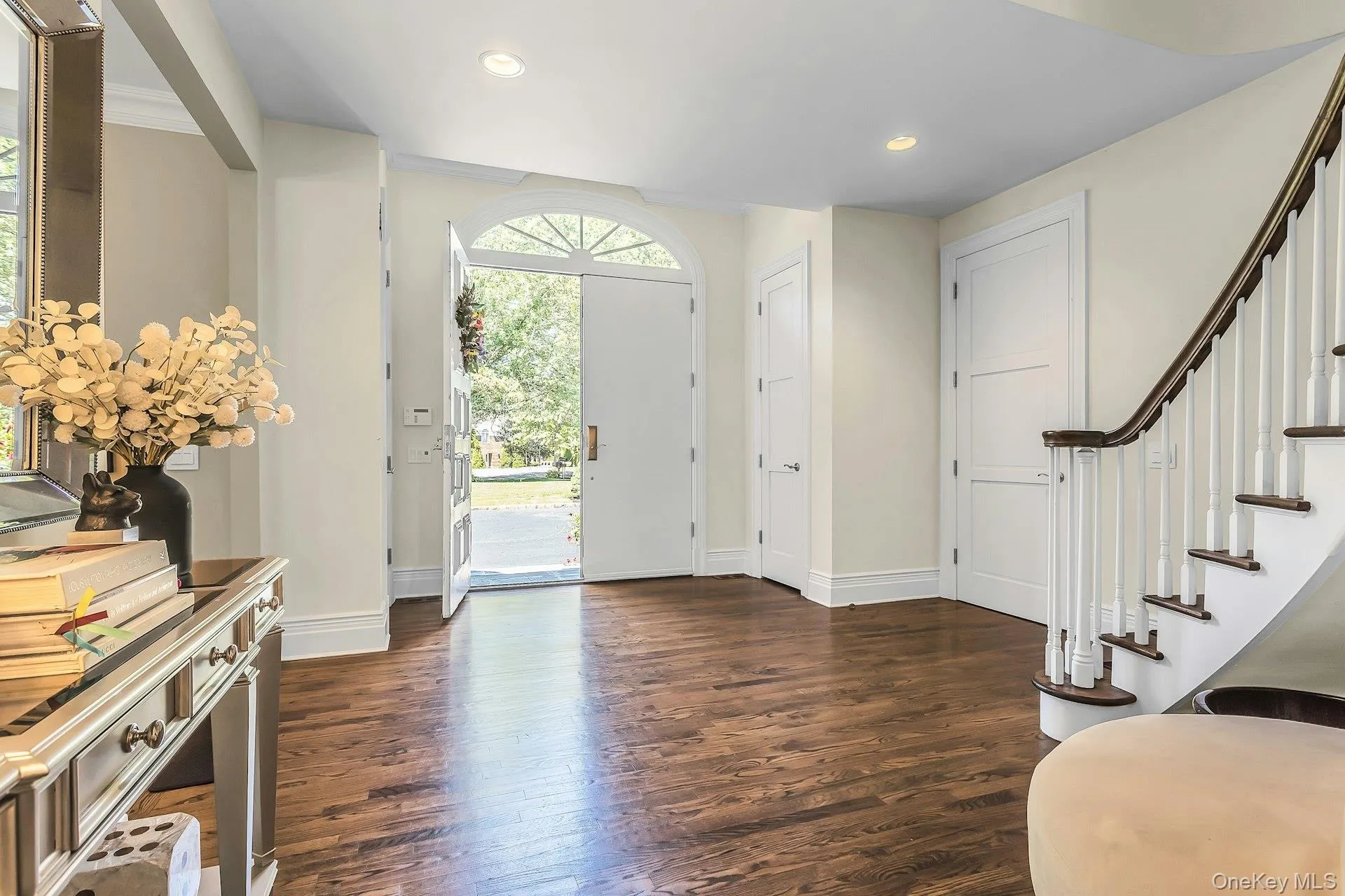 10 High Meadow Court, Oyster Bay, NY, 5 Bedroom Bedrooms, 10 Room Rooms,4 BathroomBathrooms,Residential Lease,For Rent,High Meadow,0,1054593 10 High Meadow Court, Oyster Bay, NY, 5 Bedroom Bedrooms, 10 Room Rooms,4 BathroomBathrooms,Residential Lease,For Rent,High Meadow,0,1054593