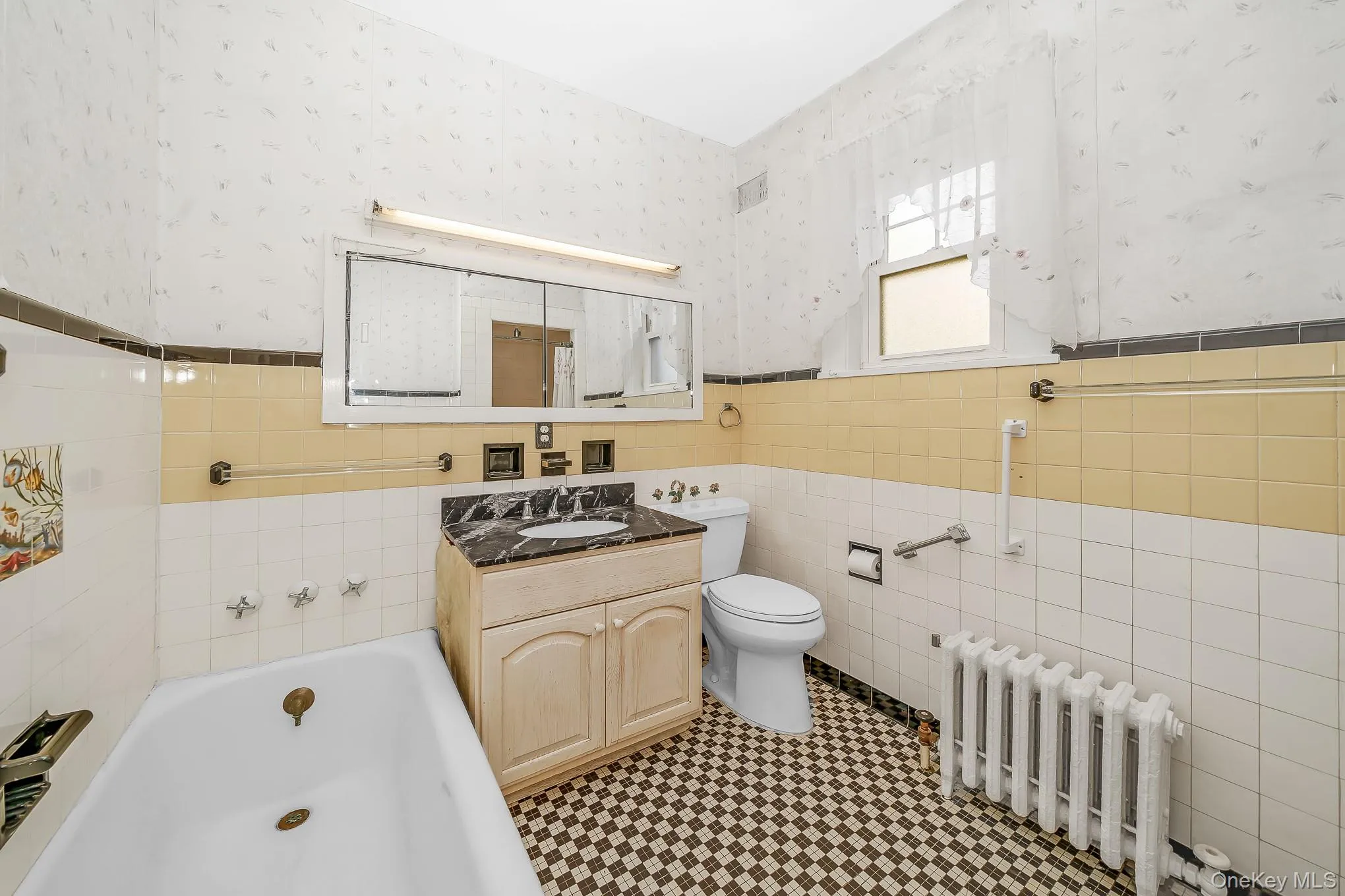 2320 Woodland Avenue, Hempstead, NY, 5 Bedrooms Bedrooms, 8 Rooms Rooms,1 BathroomBathrooms,Residential,For Rent,Woodland,0,1054595 2320 Woodland Avenue, Hempstead, NY, 5 Bedrooms Bedrooms, 8 Rooms Rooms,1 BathroomBathrooms,Residential,For Rent,Woodland,0,1054595