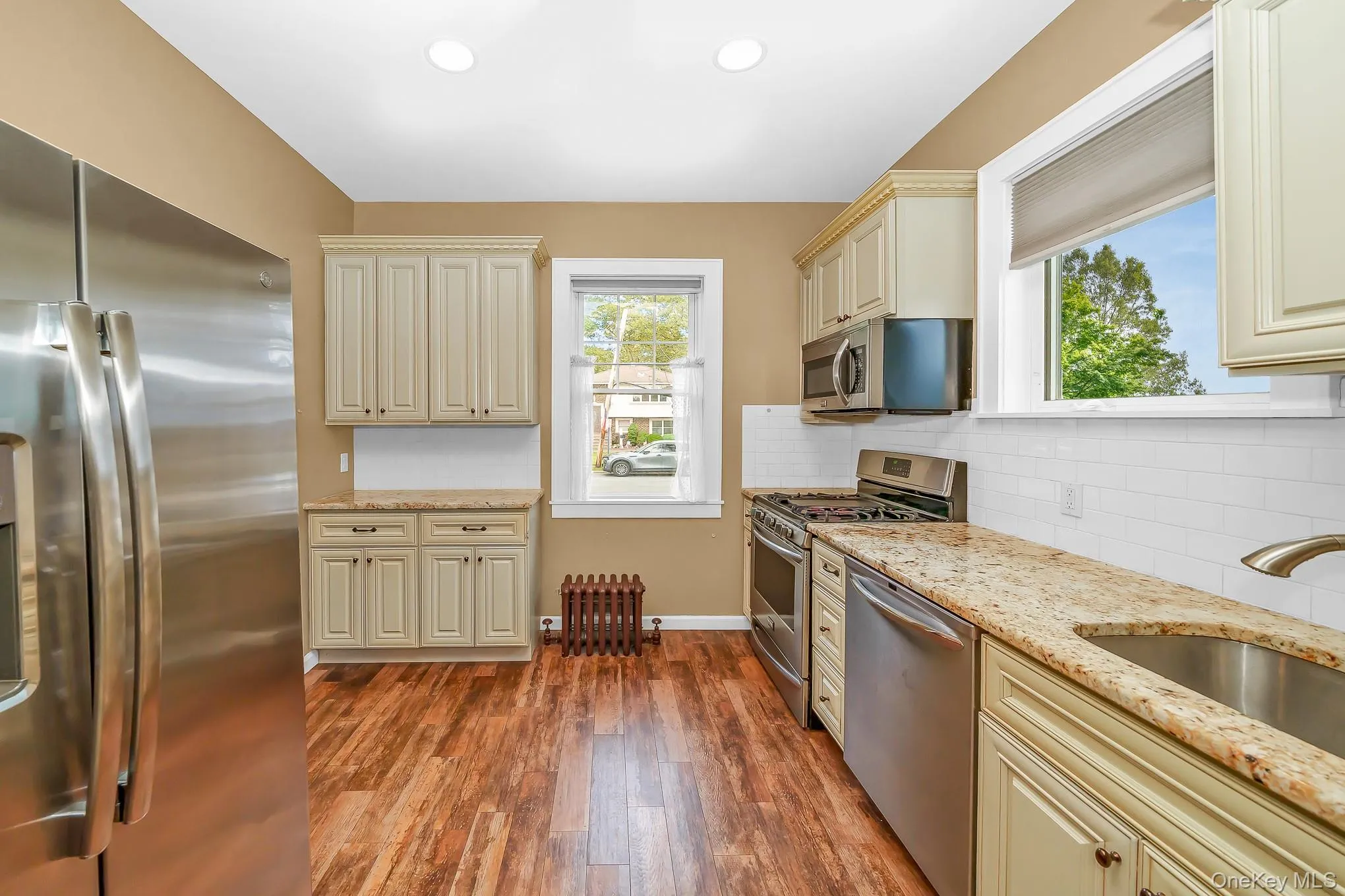 2320 Woodland Avenue, Hempstead, NY, 5 Bedrooms Bedrooms, 8 Rooms Rooms,1 BathroomBathrooms,Residential,For Rent,Woodland,0,1054595 2320 Woodland Avenue, Hempstead, NY, 5 Bedrooms Bedrooms, 8 Rooms Rooms,1 BathroomBathrooms,Residential,For Rent,Woodland,0,1054595