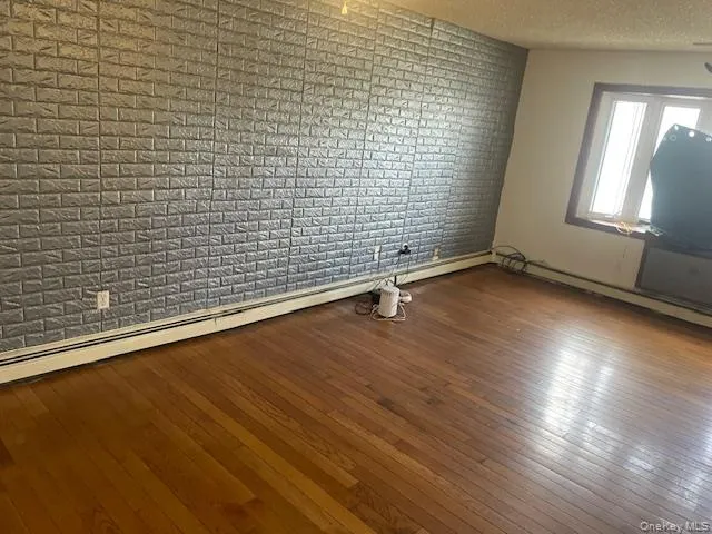 148-33 Hook Creek BLVD, New York, NY, 3 Bedrooms Bedrooms, 7 Rooms Rooms,2 BathroomsBathrooms,Residential Lease,For Rent,Hook Creek BLVD,0,1054601 148-33 Hook Creek BLVD, New York, NY, 3 Bedrooms Bedrooms, 7 Rooms Rooms,2 BathroomsBathrooms,Residential Lease,For Rent,Hook Creek BLVD,0,1054601