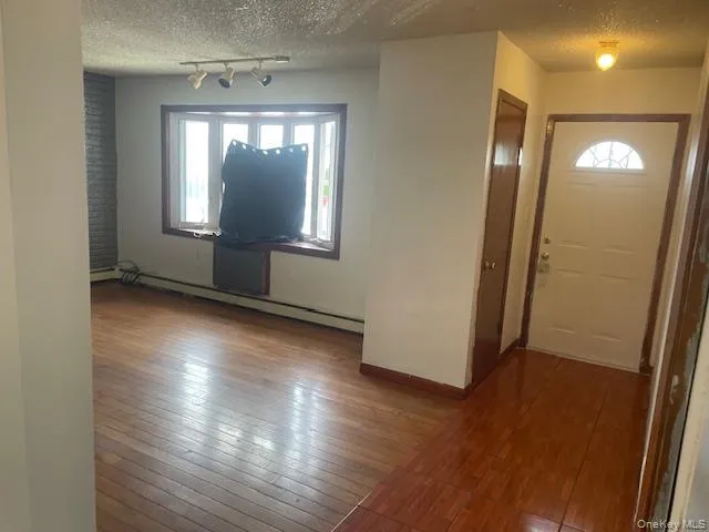 148-33 Hook Creek BLVD, New York, NY, 3 Bedrooms Bedrooms, 7 Rooms Rooms,2 BathroomsBathrooms,Residential Lease,For Rent,Hook Creek BLVD,0,1054601 148-33 Hook Creek BLVD, New York, NY, 3 Bedrooms Bedrooms, 7 Rooms Rooms,2 BathroomsBathrooms,Residential Lease,For Rent,Hook Creek BLVD,0,1054601
