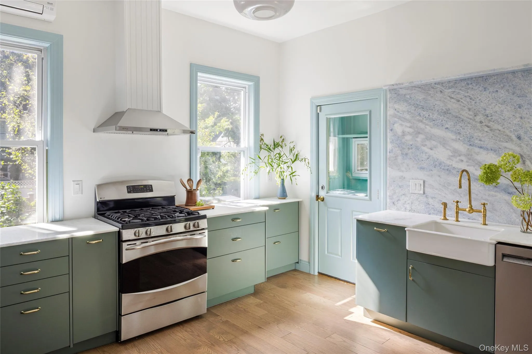 200 Nelson Avenue, Peekskill, NY, 5 Bedrooms Bedrooms, 10 Rooms Rooms,2 BathroomsBathrooms,Residential,For Rent,Nelson,0,1054611 200 Nelson Avenue, Peekskill, NY, 5 Bedrooms Bedrooms, 10 Rooms Rooms,2 BathroomsBathrooms,Residential,For Rent,Nelson,0,1054611