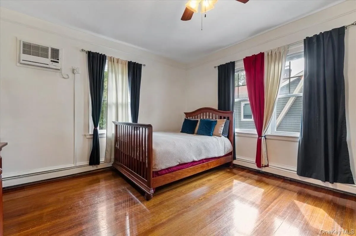 1051 Roselle Place, Hempstead, NY, 3 Bedrooms Bedrooms, 7 Rooms Rooms,1 BathroomBathrooms,Residential,For Rent,Roselle,0,1054627 1051 Roselle Place, Hempstead, NY, 3 Bedrooms Bedrooms, 7 Rooms Rooms,1 BathroomBathrooms,Residential,For Rent,Roselle,0,1054627