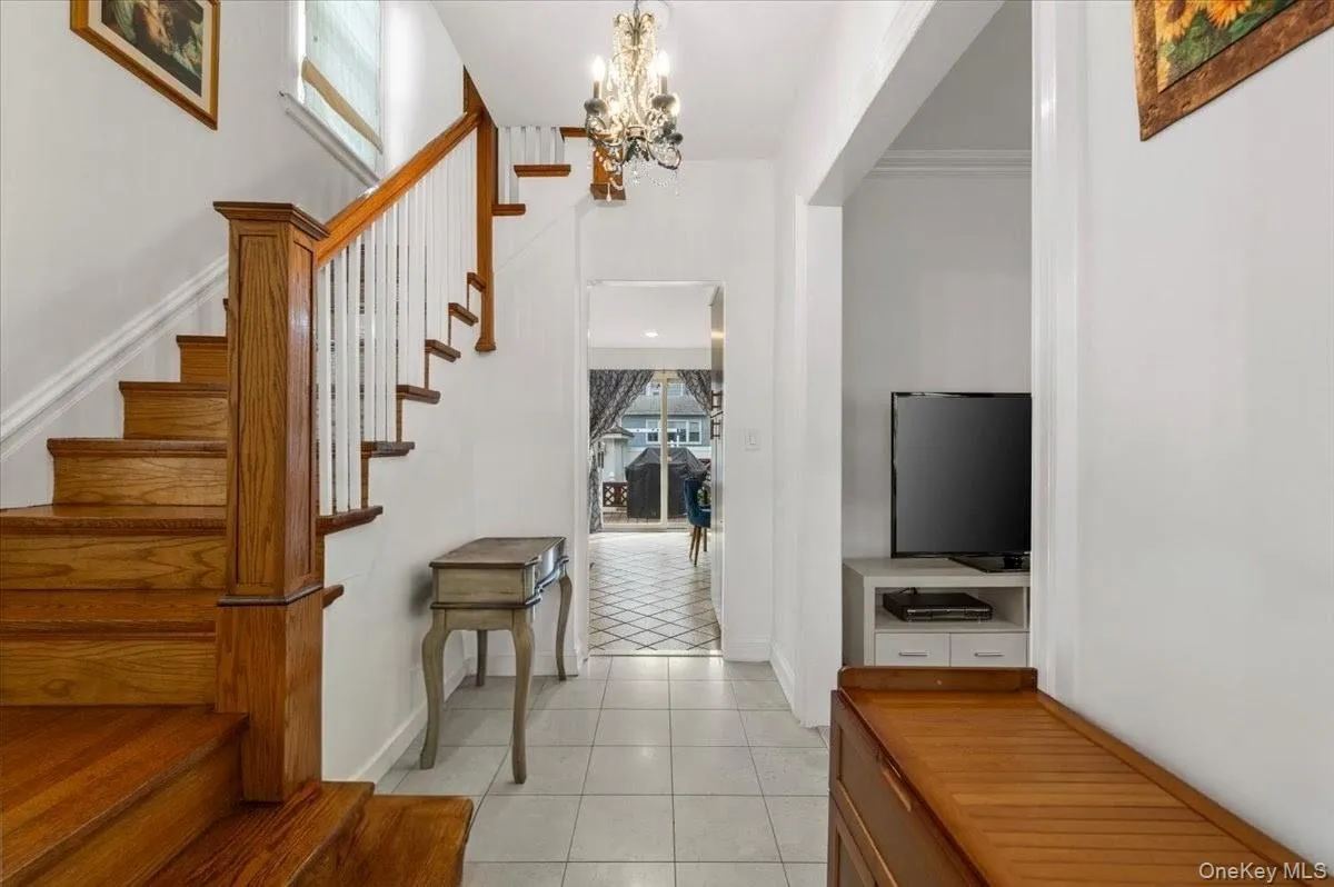 1051 Roselle Place, Hempstead, NY, 3 Bedrooms Bedrooms, 7 Rooms Rooms,1 BathroomBathrooms,Residential,For Rent,Roselle,0,1054627 1051 Roselle Place, Hempstead, NY, 3 Bedrooms Bedrooms, 7 Rooms Rooms,1 BathroomBathrooms,Residential,For Rent,Roselle,0,1054627