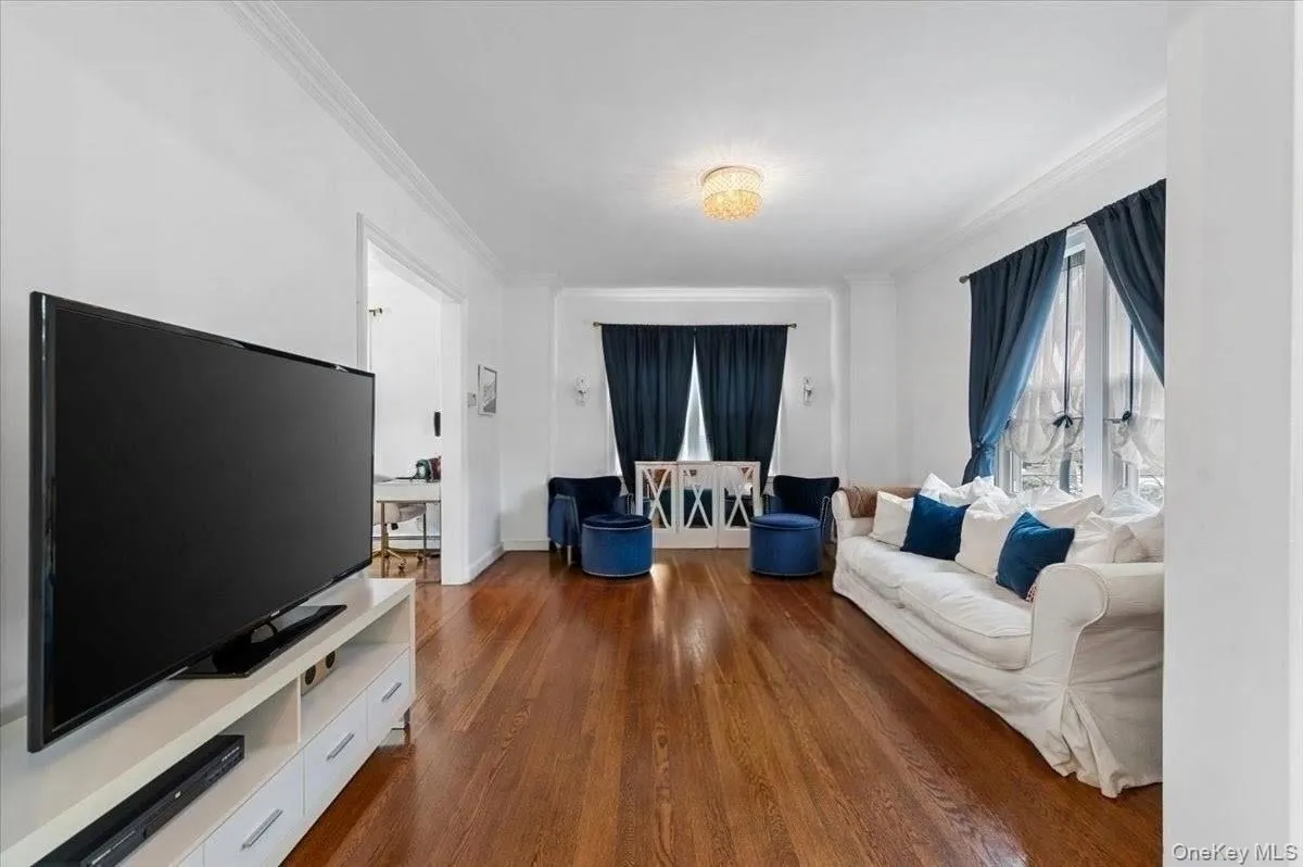 1051 Roselle Place, Hempstead, NY, 3 Bedrooms Bedrooms, 7 Rooms Rooms,1 BathroomBathrooms,Residential,For Rent,Roselle,0,1054627 1051 Roselle Place, Hempstead, NY, 3 Bedrooms Bedrooms, 7 Rooms Rooms,1 BathroomBathrooms,Residential,For Rent,Roselle,0,1054627