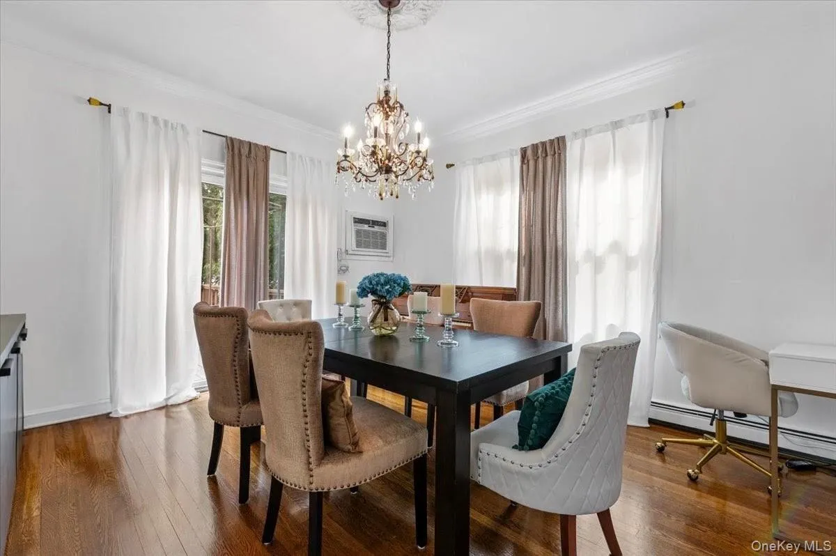1051 Roselle Place, Hempstead, NY, 3 Bedrooms Bedrooms, 7 Rooms Rooms,1 BathroomBathrooms,Residential,For Rent,Roselle,0,1054627 1051 Roselle Place, Hempstead, NY, 3 Bedrooms Bedrooms, 7 Rooms Rooms,1 BathroomBathrooms,Residential,For Rent,Roselle,0,1054627