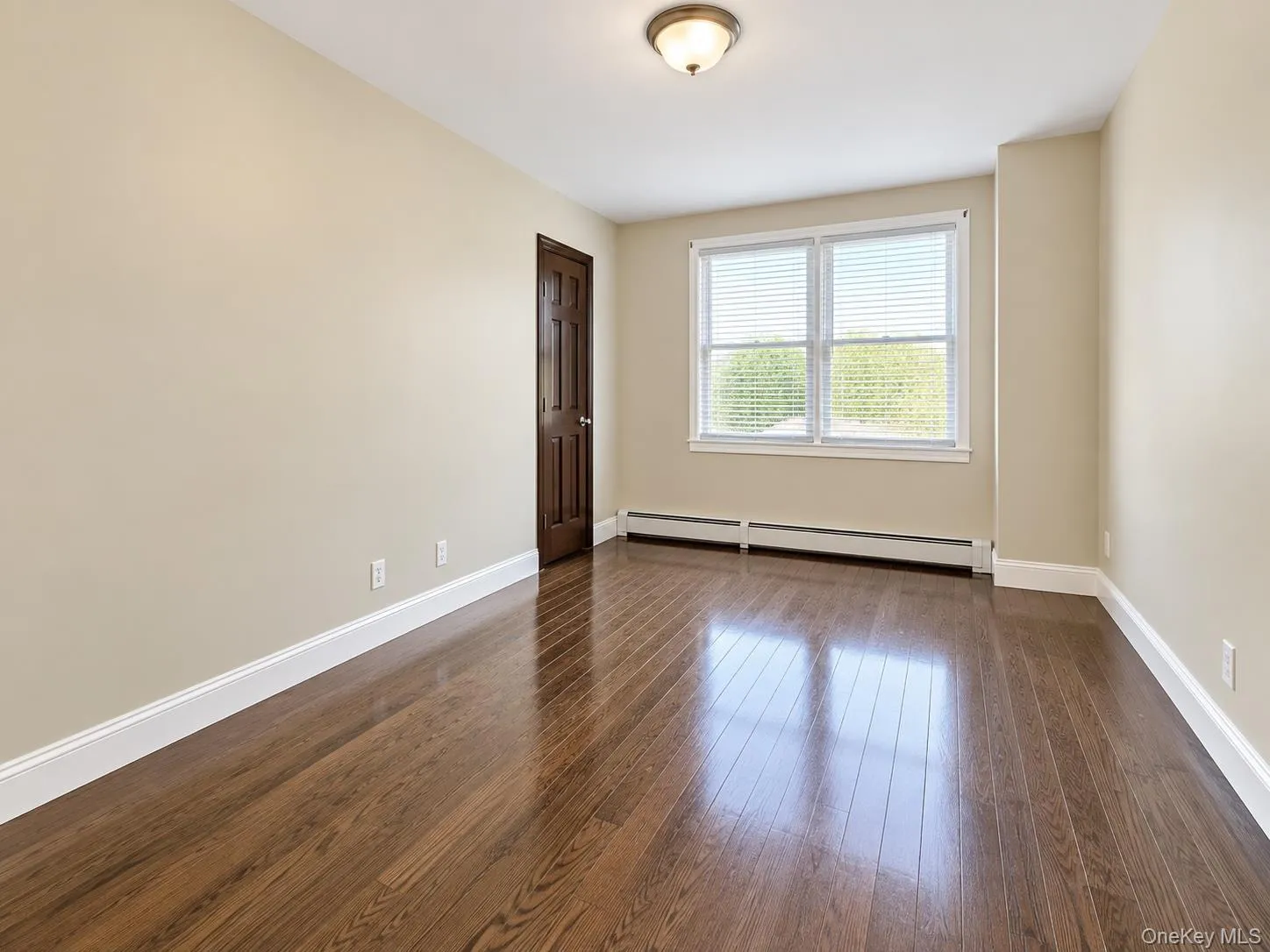 14035 183rd Street, New York, NY, 2 Bedroom Bedrooms, 4 Room Rooms,1 BathroomBathrooms,Residential Lease,For Rent,183rd,0,1054633 14035 183rd Street, New York, NY, 2 Bedroom Bedrooms, 4 Room Rooms,1 BathroomBathrooms,Residential Lease,For Rent,183rd,0,1054633