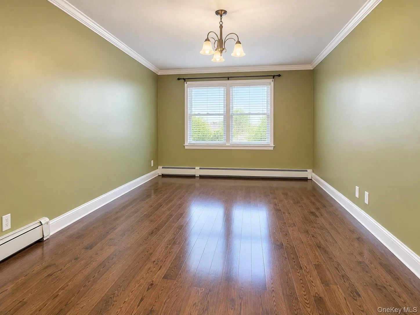 14035 183rd Street, New York, NY, 2 Bedroom Bedrooms, 4 Room Rooms,1 BathroomBathrooms,Residential Lease,For Rent,183rd,0,1054633 14035 183rd Street, New York, NY, 2 Bedroom Bedrooms, 4 Room Rooms,1 BathroomBathrooms,Residential Lease,For Rent,183rd,0,1054633