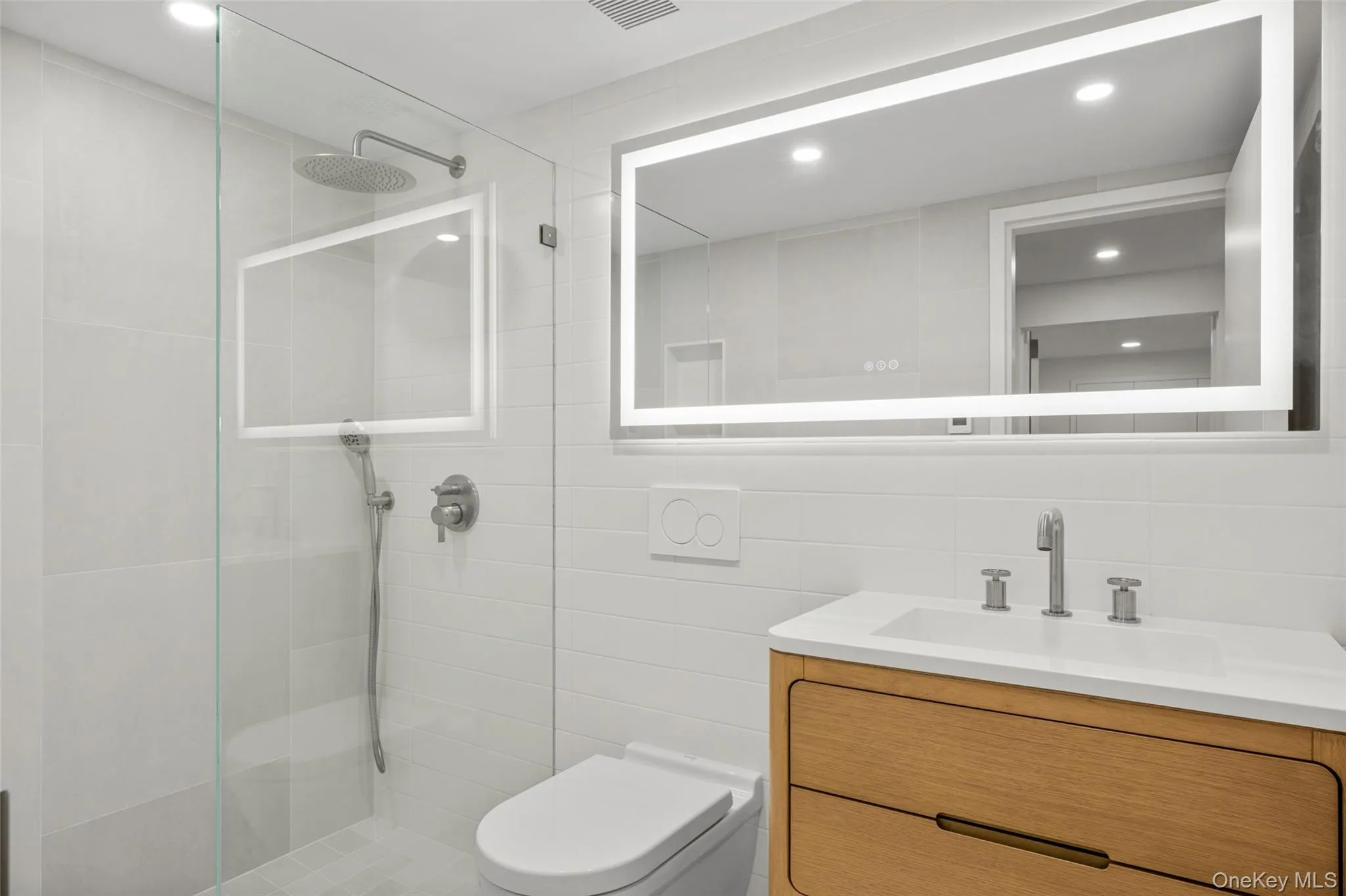Full bath on the lower level Full bath on the lower level