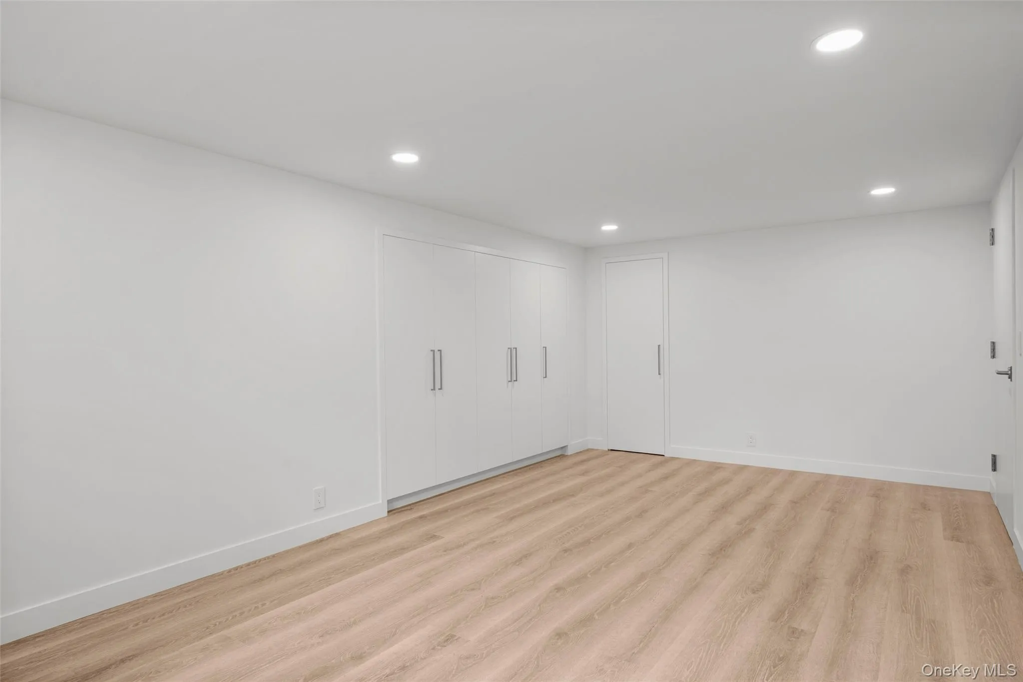 Bonus room, guest room, office or studio with three large closets Bonus room, guest room, office or studio with three large closets