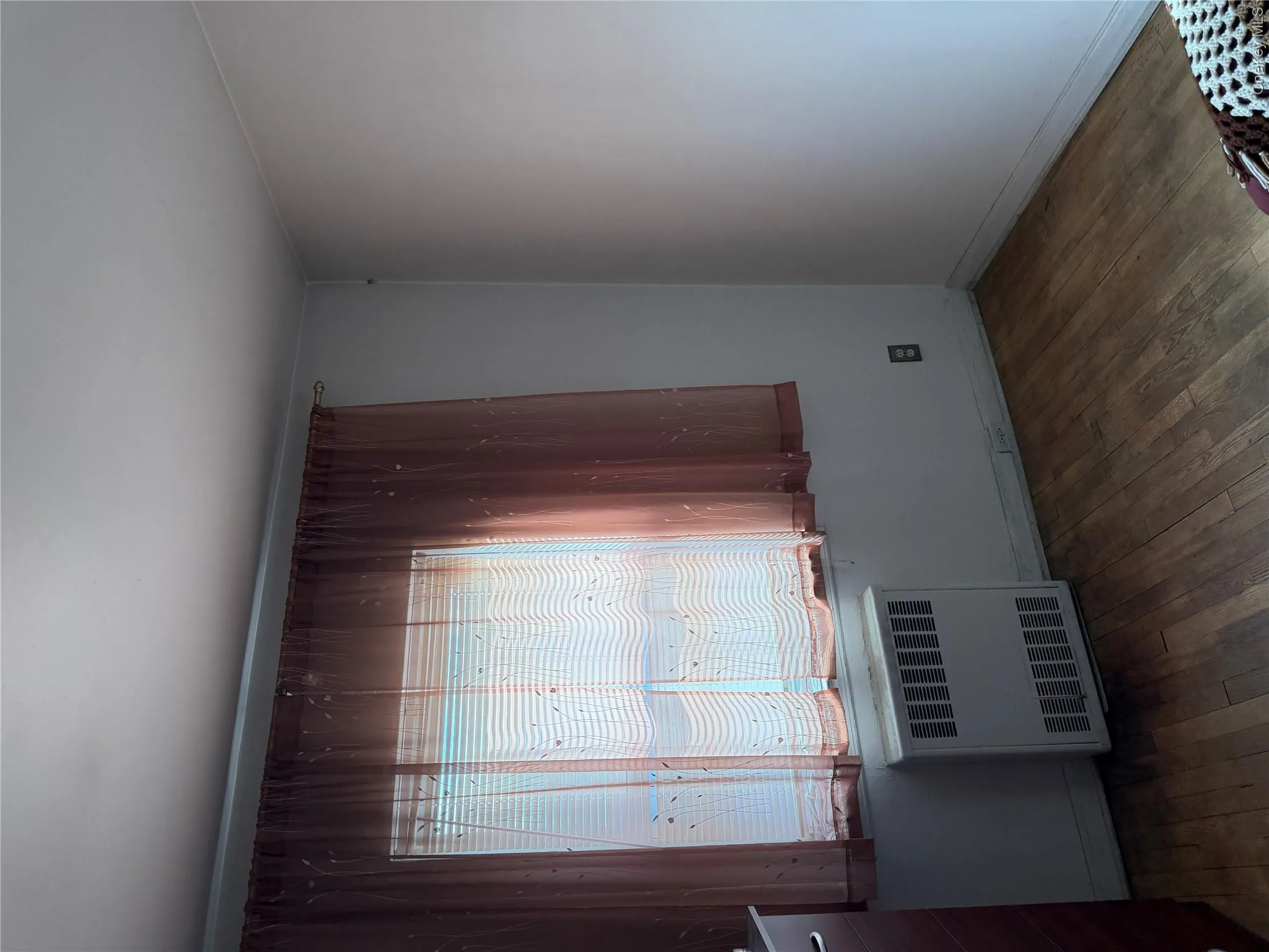 3210 Tenbroeck Avenue, New York, NY, 3 Bedrooms Bedrooms, 8 Rooms Rooms,2 BathroomsBathrooms,Residential,For Rent,Tenbroeck,0,1054643 3210 Tenbroeck Avenue, New York, NY, 3 Bedrooms Bedrooms, 8 Rooms Rooms,2 BathroomsBathrooms,Residential,For Rent,Tenbroeck,0,1054643