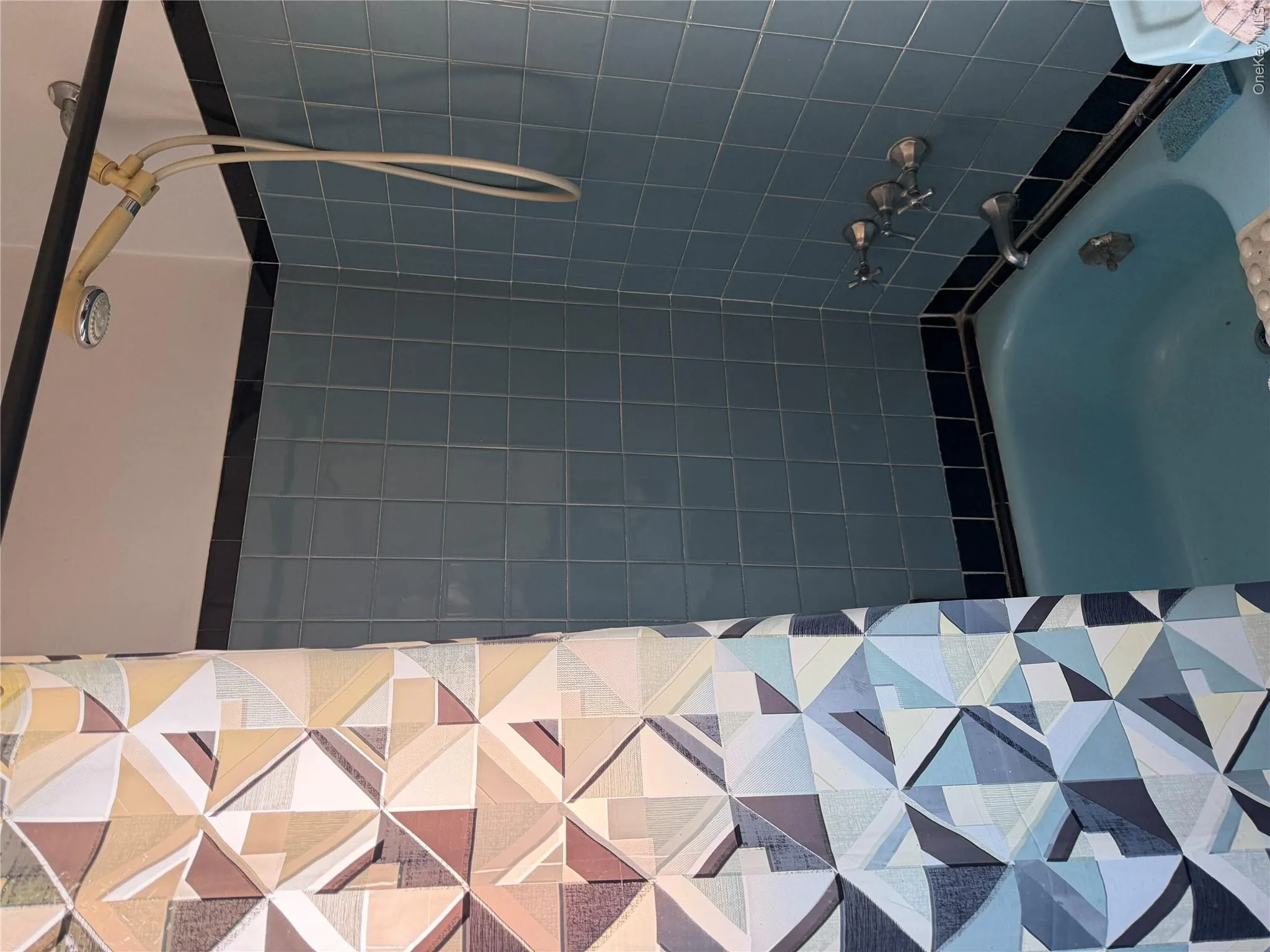 3210 Tenbroeck Avenue, New York, NY, 3 Bedrooms Bedrooms, 8 Rooms Rooms,2 BathroomsBathrooms,Residential,For Rent,Tenbroeck,0,1054643 3210 Tenbroeck Avenue, New York, NY, 3 Bedrooms Bedrooms, 8 Rooms Rooms,2 BathroomsBathrooms,Residential,For Rent,Tenbroeck,0,1054643