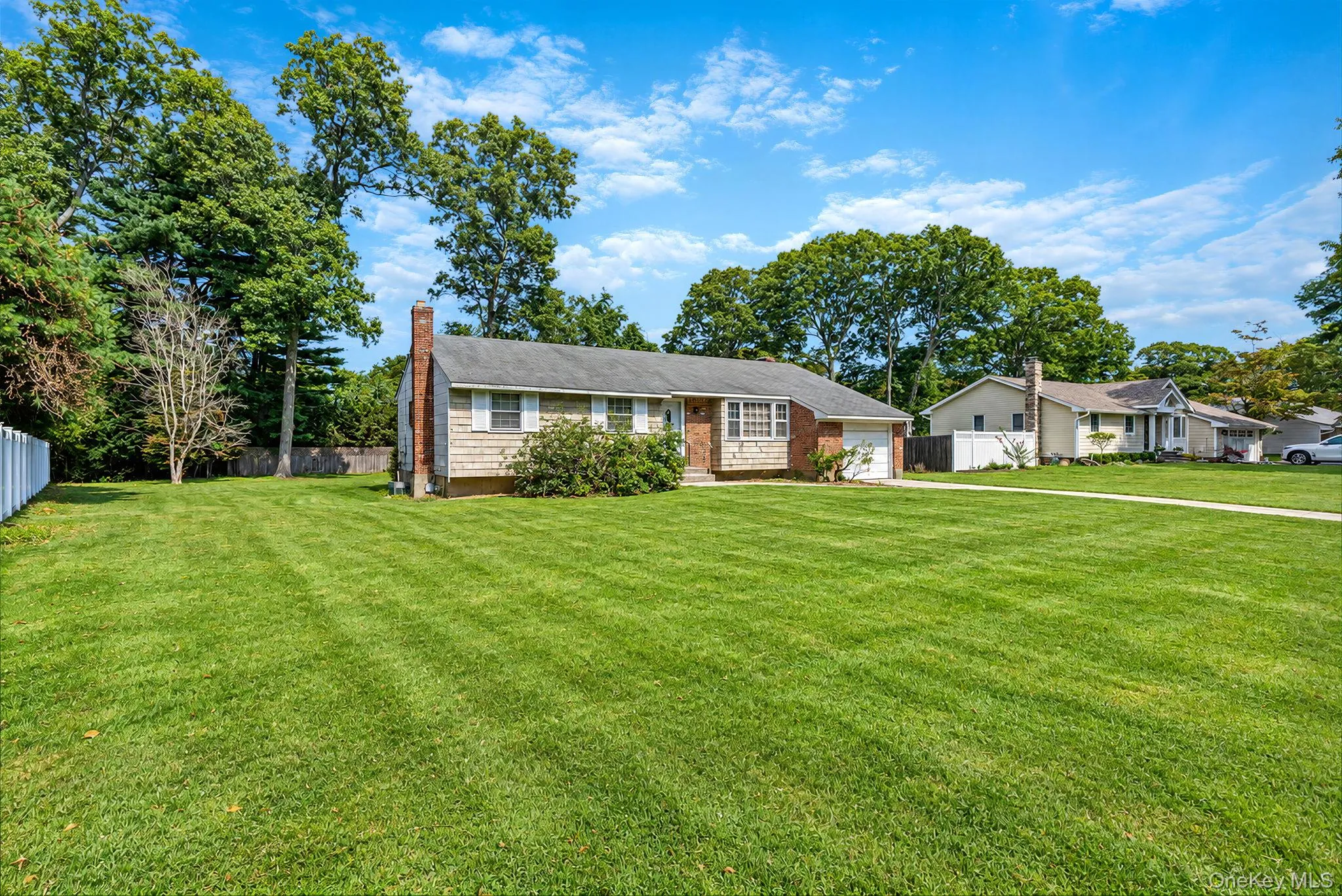 3 June Street, Smithtown, NY, 3 Bedrooms Bedrooms, 7 Rooms Rooms,1 BathroomBathrooms,Residential,For Rent,June,0,1054645 3 June Street, Smithtown, NY, 3 Bedrooms Bedrooms, 7 Rooms Rooms,1 BathroomBathrooms,Residential,For Rent,June,0,1054645