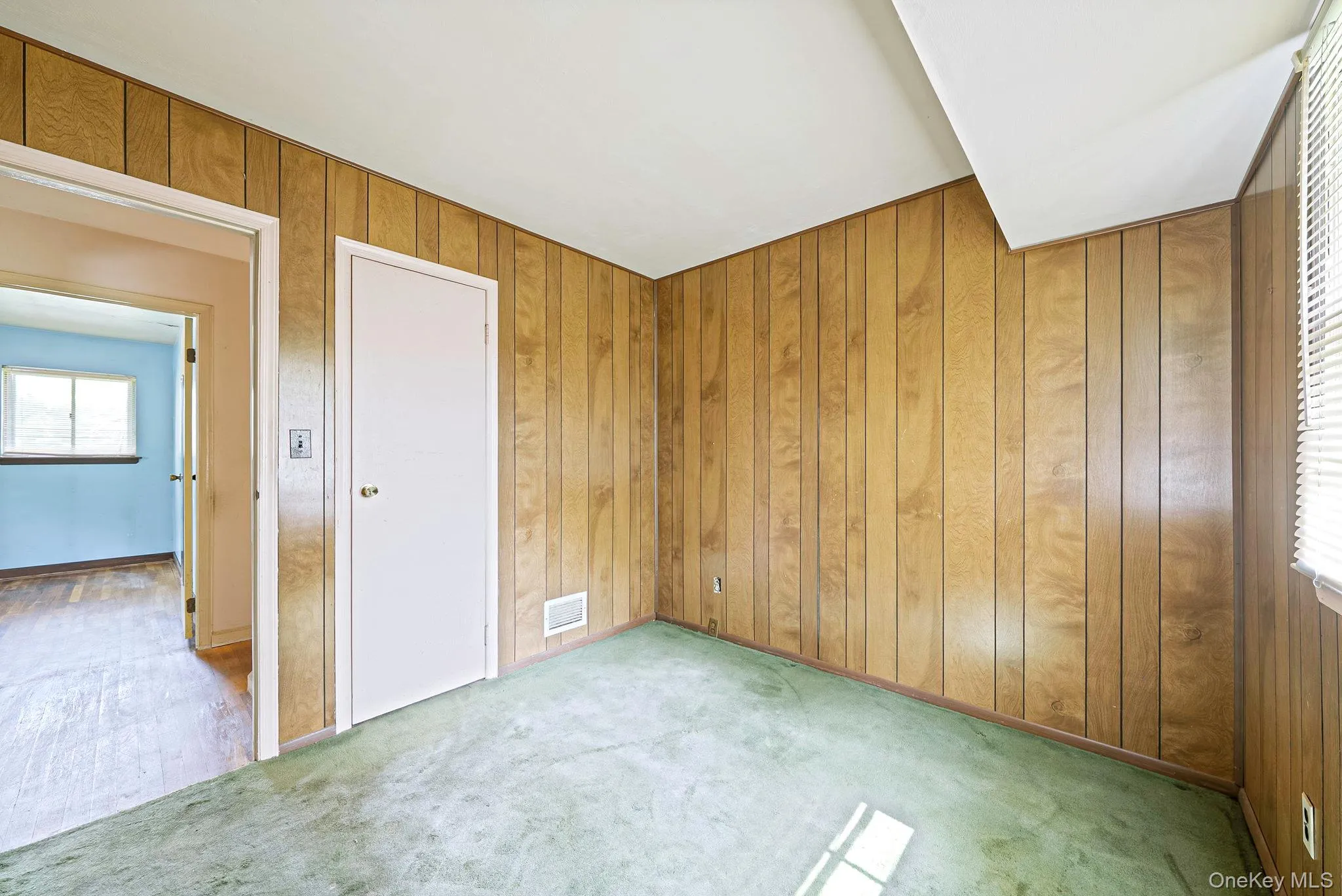 3 June Street, Smithtown, NY, 3 Bedrooms Bedrooms, 7 Rooms Rooms,1 BathroomBathrooms,Residential,For Rent,June,0,1054645 3 June Street, Smithtown, NY, 3 Bedrooms Bedrooms, 7 Rooms Rooms,1 BathroomBathrooms,Residential,For Rent,June,0,1054645