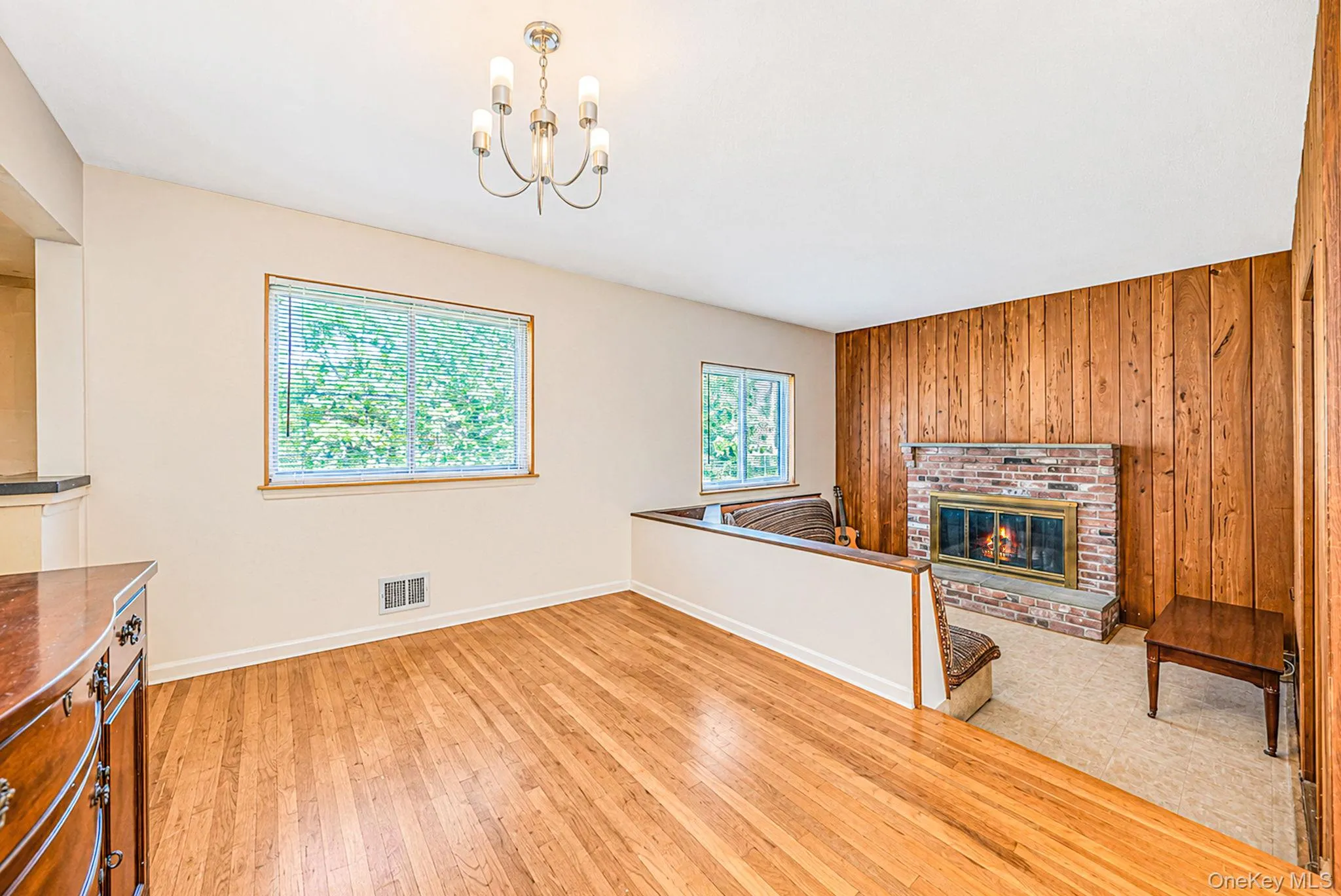 3 June Street, Smithtown, NY, 3 Bedrooms Bedrooms, 7 Rooms Rooms,1 BathroomBathrooms,Residential,For Rent,June,0,1054645 3 June Street, Smithtown, NY, 3 Bedrooms Bedrooms, 7 Rooms Rooms,1 BathroomBathrooms,Residential,For Rent,June,0,1054645
