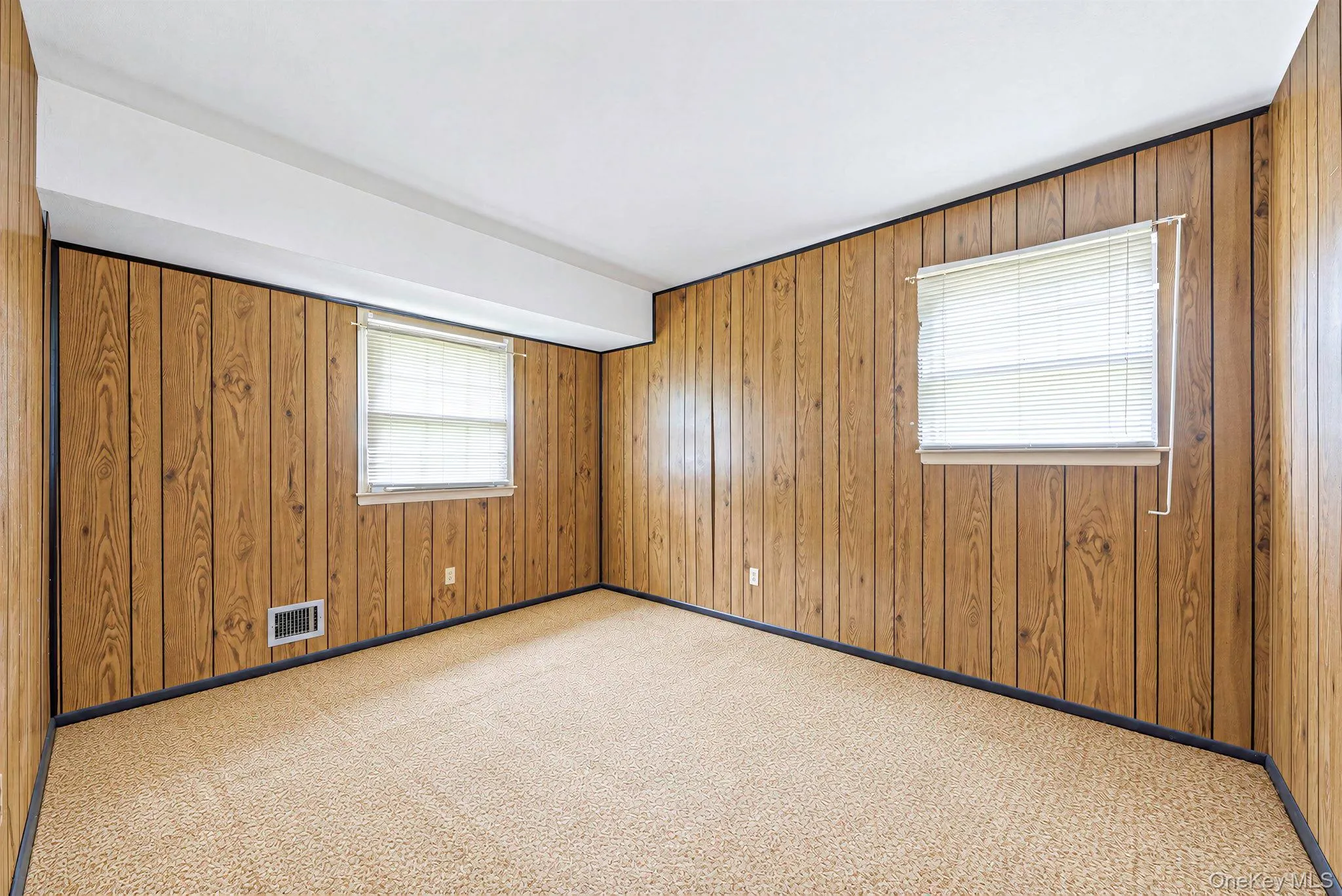 3 June Street, Smithtown, NY, 3 Bedrooms Bedrooms, 7 Rooms Rooms,1 BathroomBathrooms,Residential,For Rent,June,0,1054645 3 June Street, Smithtown, NY, 3 Bedrooms Bedrooms, 7 Rooms Rooms,1 BathroomBathrooms,Residential,For Rent,June,0,1054645