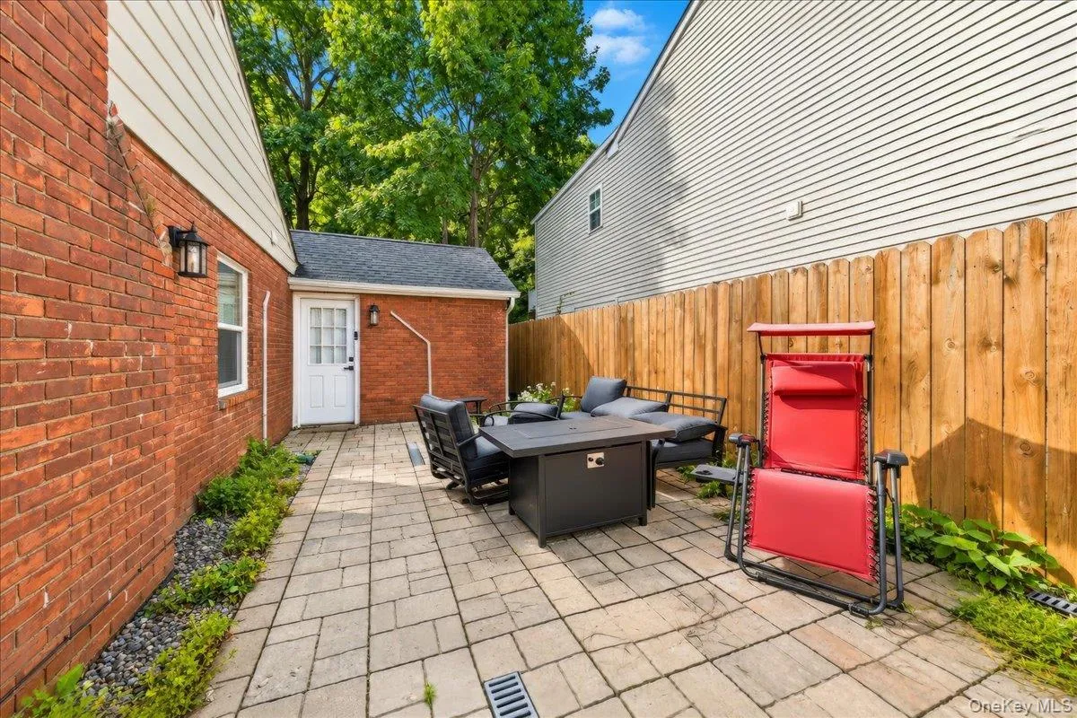 19 Cottage Avenue, Newburgh (city), NY, 3 Bedrooms Bedrooms, 8 Rooms Rooms,2 BathroomsBathrooms,Residential,For Rent,Cottage,0,1054650 19 Cottage Avenue, Newburgh (city), NY, 3 Bedrooms Bedrooms, 8 Rooms Rooms,2 BathroomsBathrooms,Residential,For Rent,Cottage,0,1054650