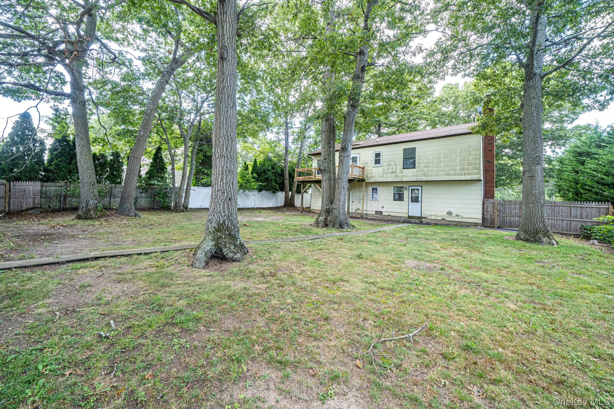 39 Pond Path, Brookhaven, NY, 5 Bedrooms Bedrooms, 10 Rooms Rooms,2 BathroomsBathrooms,Residential,For Rent,Pond,0,1054656 39 Pond Path, Brookhaven, NY, 5 Bedrooms Bedrooms, 10 Rooms Rooms,2 BathroomsBathrooms,Residential,For Rent,Pond,0,1054656
