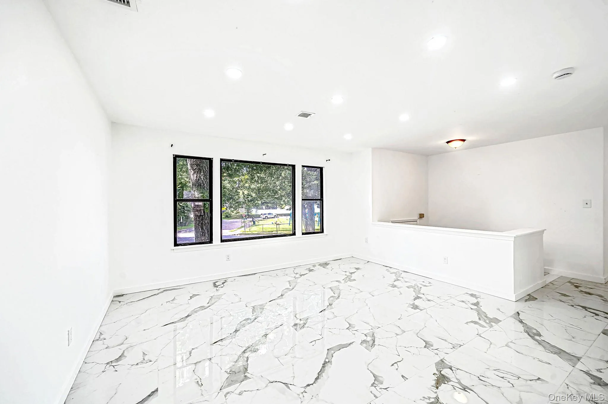 39 Pond Path, Brookhaven, NY, 5 Bedrooms Bedrooms, 10 Rooms Rooms,2 BathroomsBathrooms,Residential,For Rent,Pond,0,1054656 39 Pond Path, Brookhaven, NY, 5 Bedrooms Bedrooms, 10 Rooms Rooms,2 BathroomsBathrooms,Residential,For Rent,Pond,0,1054656
