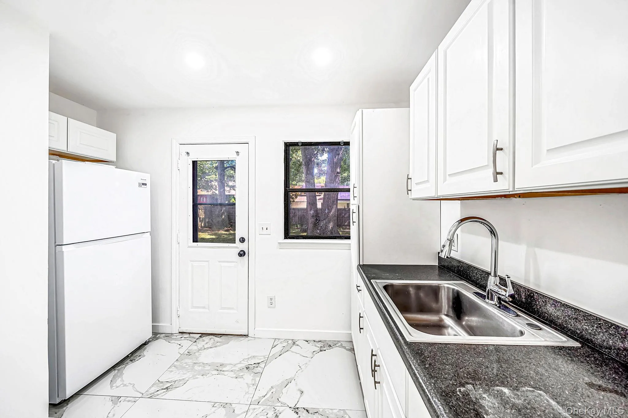 39 Pond Path, Brookhaven, NY, 5 Bedrooms Bedrooms, 10 Rooms Rooms,2 BathroomsBathrooms,Residential,For Rent,Pond,0,1054656 39 Pond Path, Brookhaven, NY, 5 Bedrooms Bedrooms, 10 Rooms Rooms,2 BathroomsBathrooms,Residential,For Rent,Pond,0,1054656