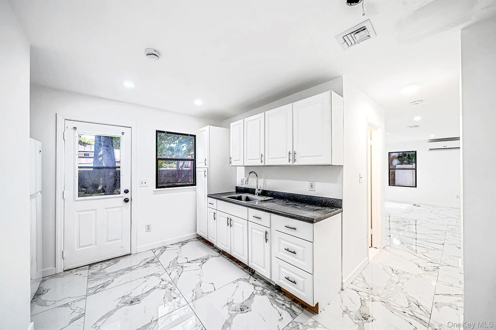 39 Pond Path, Brookhaven, NY, 5 Bedrooms Bedrooms, 10 Rooms Rooms,2 BathroomsBathrooms,Residential,For Rent,Pond,0,1054656 39 Pond Path, Brookhaven, NY, 5 Bedrooms Bedrooms, 10 Rooms Rooms,2 BathroomsBathrooms,Residential,For Rent,Pond,0,1054656