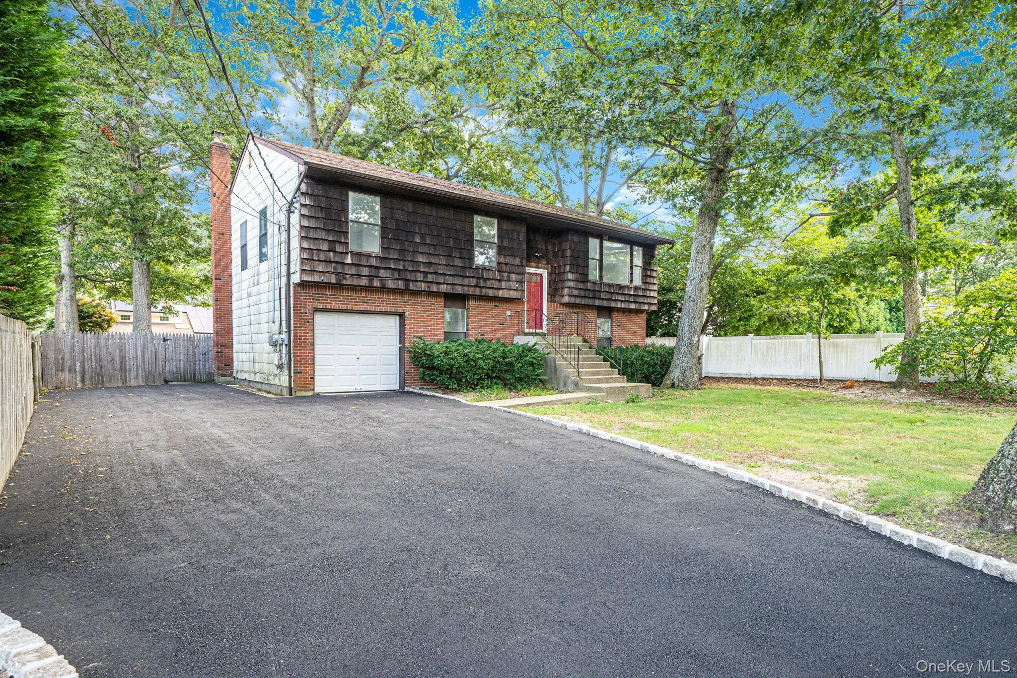 39 Pond Path, Brookhaven, NY, 5 Bedrooms Bedrooms, 10 Rooms Rooms,2 BathroomsBathrooms,Residential,For Rent,Pond,0,1054656 39 Pond Path, Brookhaven, NY, 5 Bedrooms Bedrooms, 10 Rooms Rooms,2 BathroomsBathrooms,Residential,For Rent,Pond,0,1054656