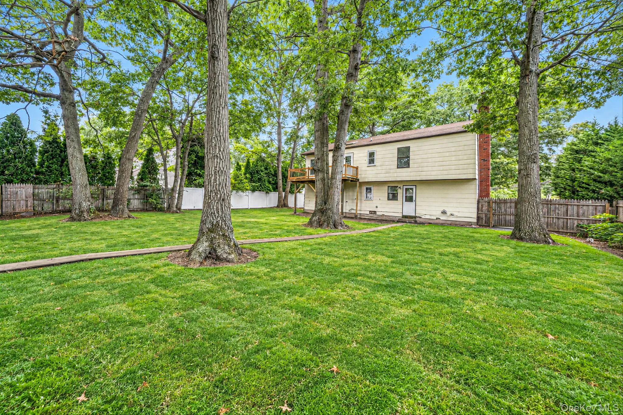 39 Pond Path, Brookhaven, NY, 5 Bedrooms Bedrooms, 10 Rooms Rooms,2 BathroomsBathrooms,Residential,For Rent,Pond,0,1054656 39 Pond Path, Brookhaven, NY, 5 Bedrooms Bedrooms, 10 Rooms Rooms,2 BathroomsBathrooms,Residential,For Rent,Pond,0,1054656