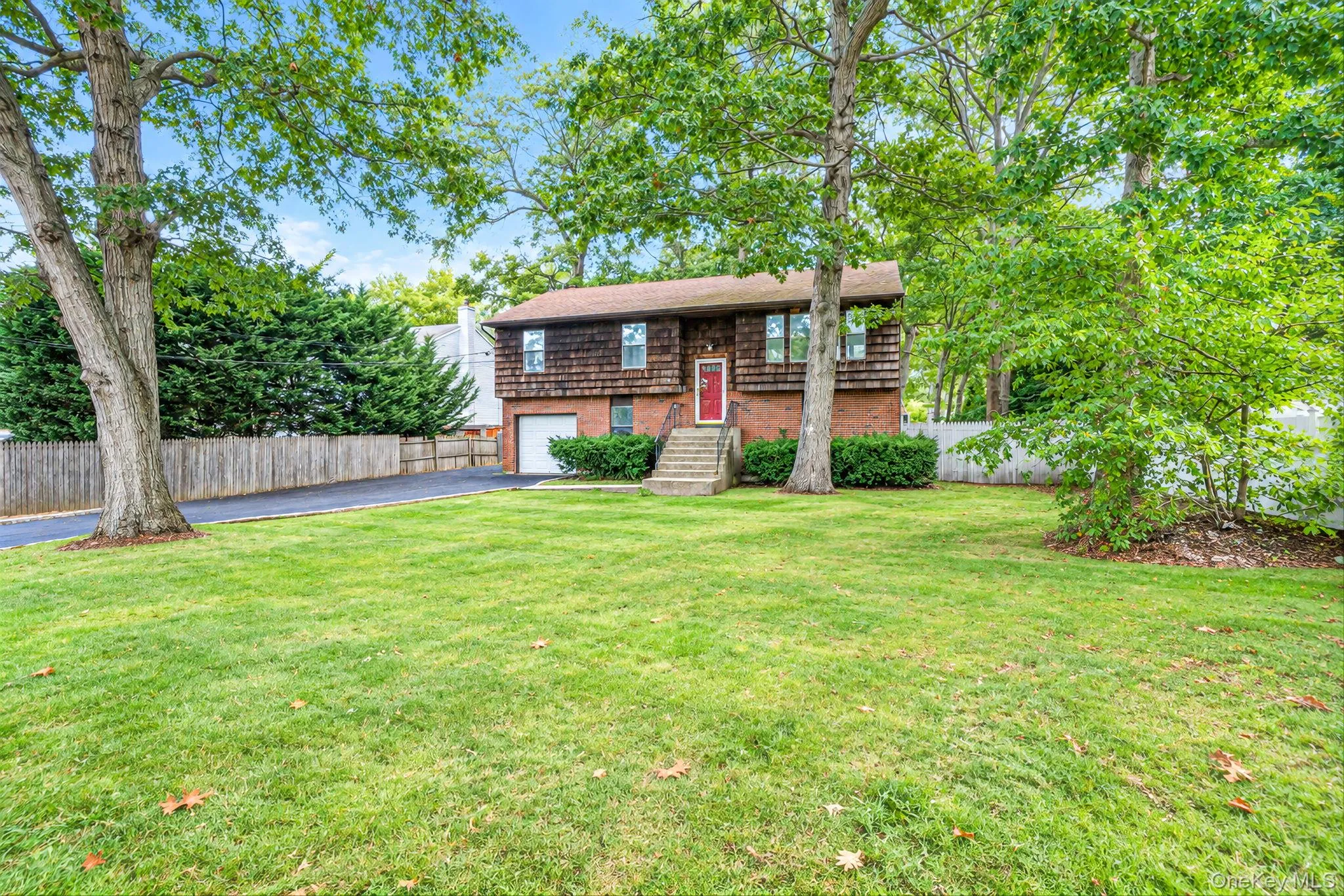 39 Pond Path, Brookhaven, NY, 5 Bedrooms Bedrooms, 10 Rooms Rooms,2 BathroomsBathrooms,Residential,For Rent,Pond,0,1054656 39 Pond Path, Brookhaven, NY, 5 Bedrooms Bedrooms, 10 Rooms Rooms,2 BathroomsBathrooms,Residential,For Rent,Pond,0,1054656